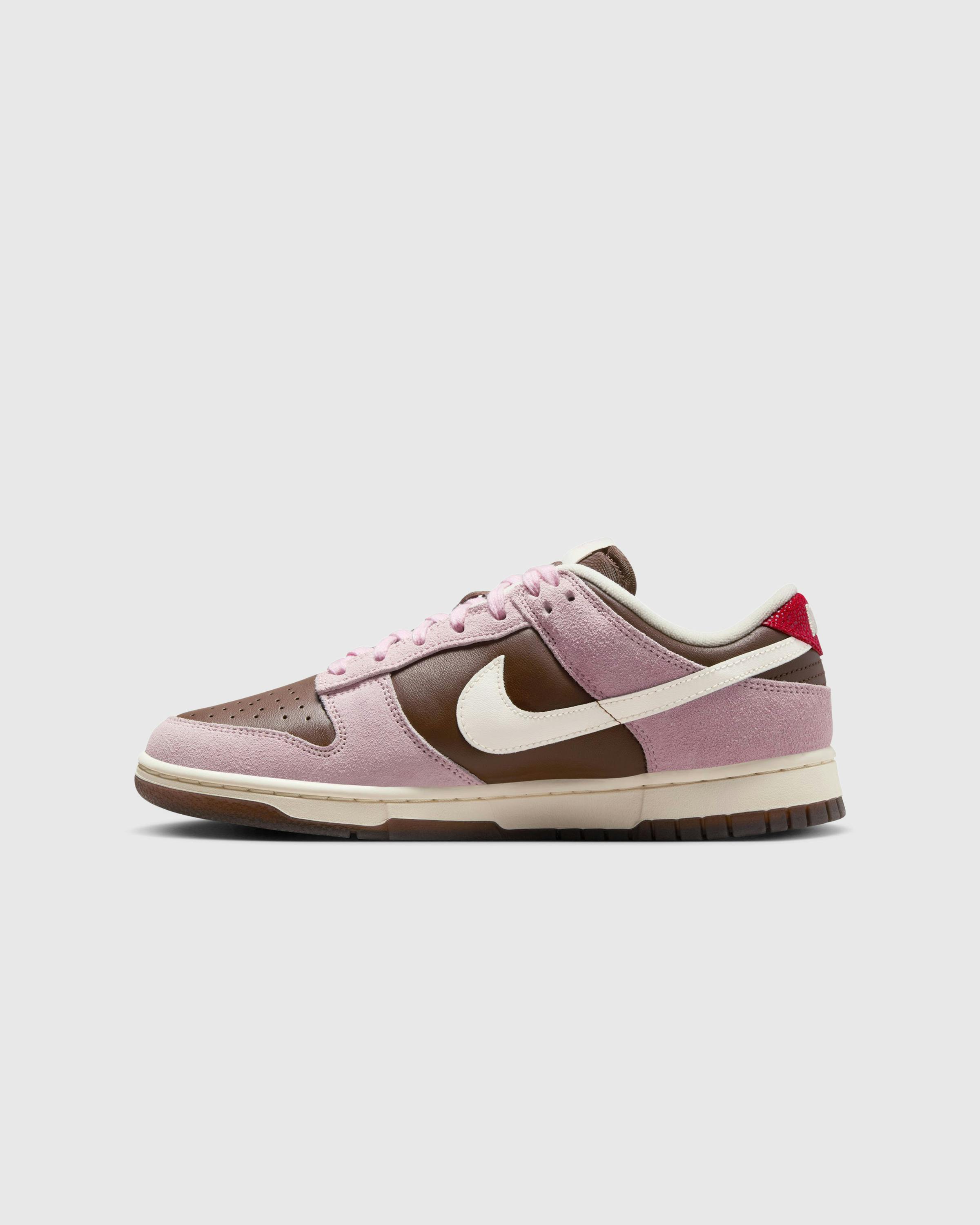 Nike – Dunk Low Cacao Wow/Pale Ivory-Pink Foam - Low Top Sneakers - Brown - Image 2