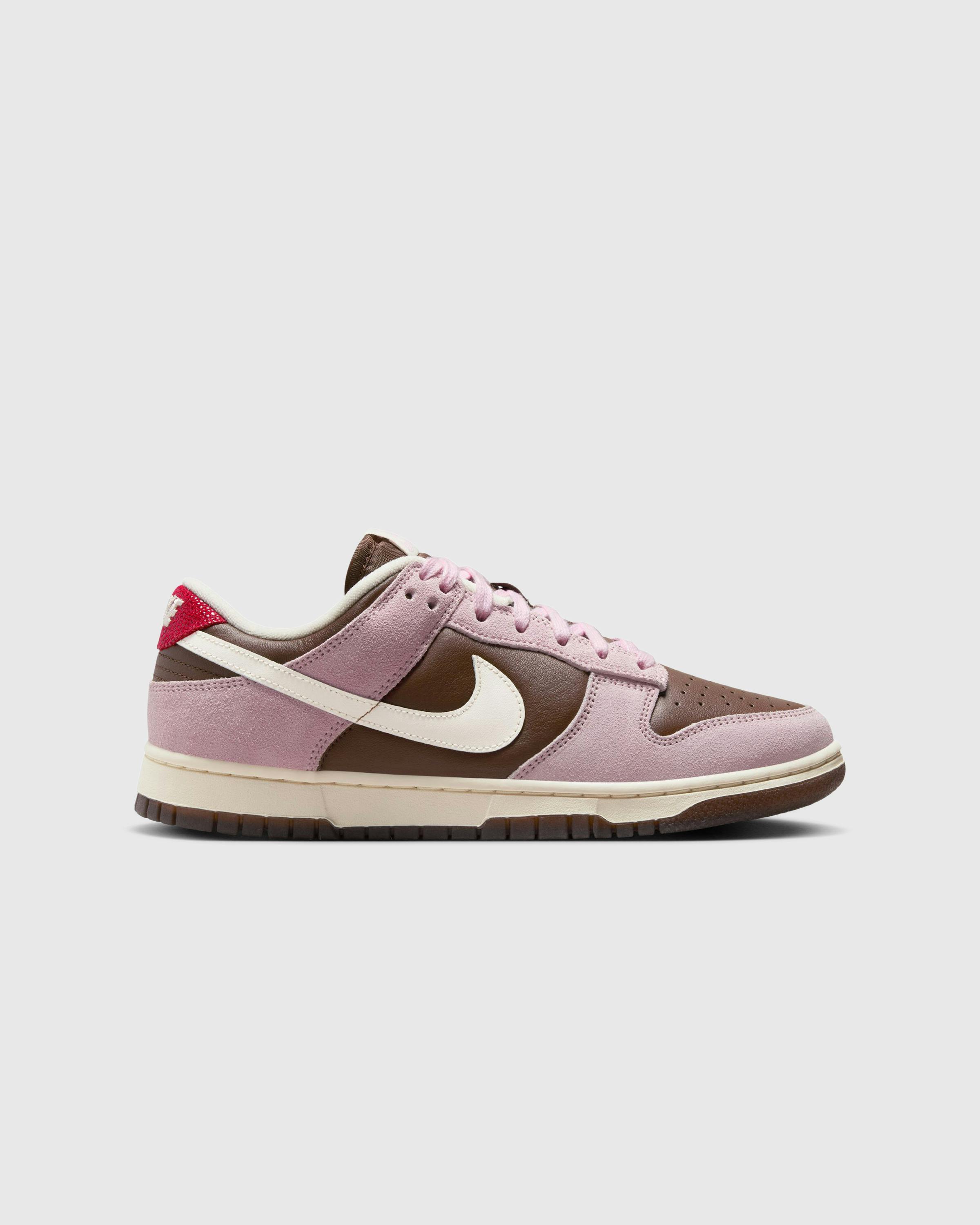 Nike – Dunk Low Cacao Wow/Pale Ivory-Pink Foam - Low Top Sneakers - Brown - Image 1