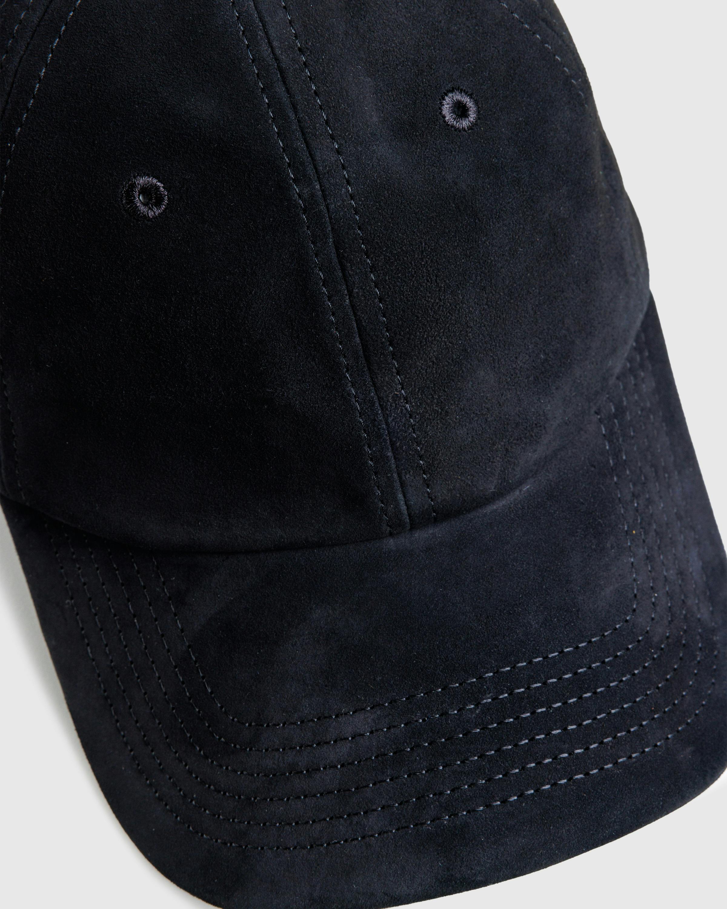 Levi's x JJJJound – SUEDE CAP BLACK - Caps - Black - Image 6