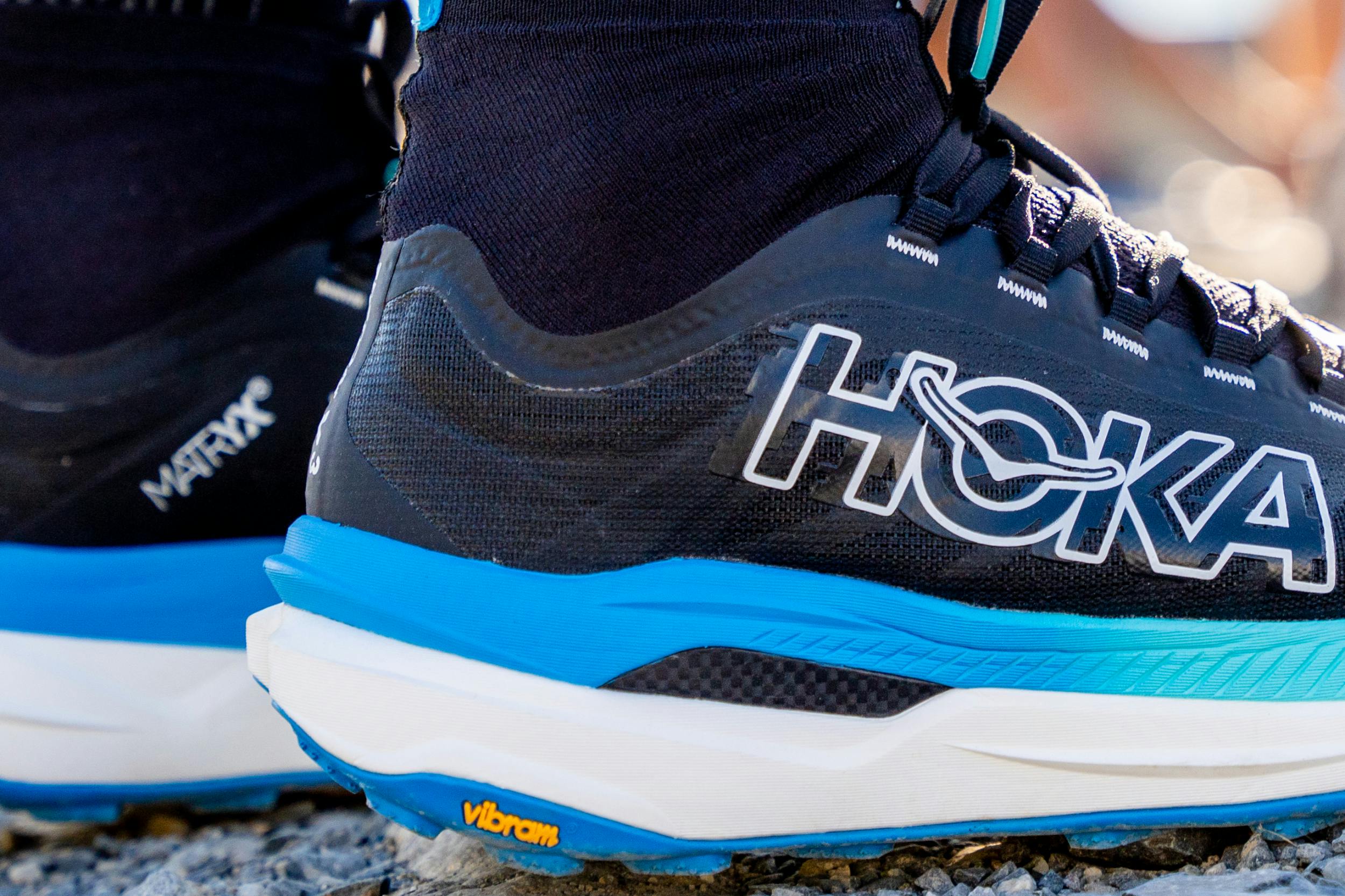 hoka shoes running