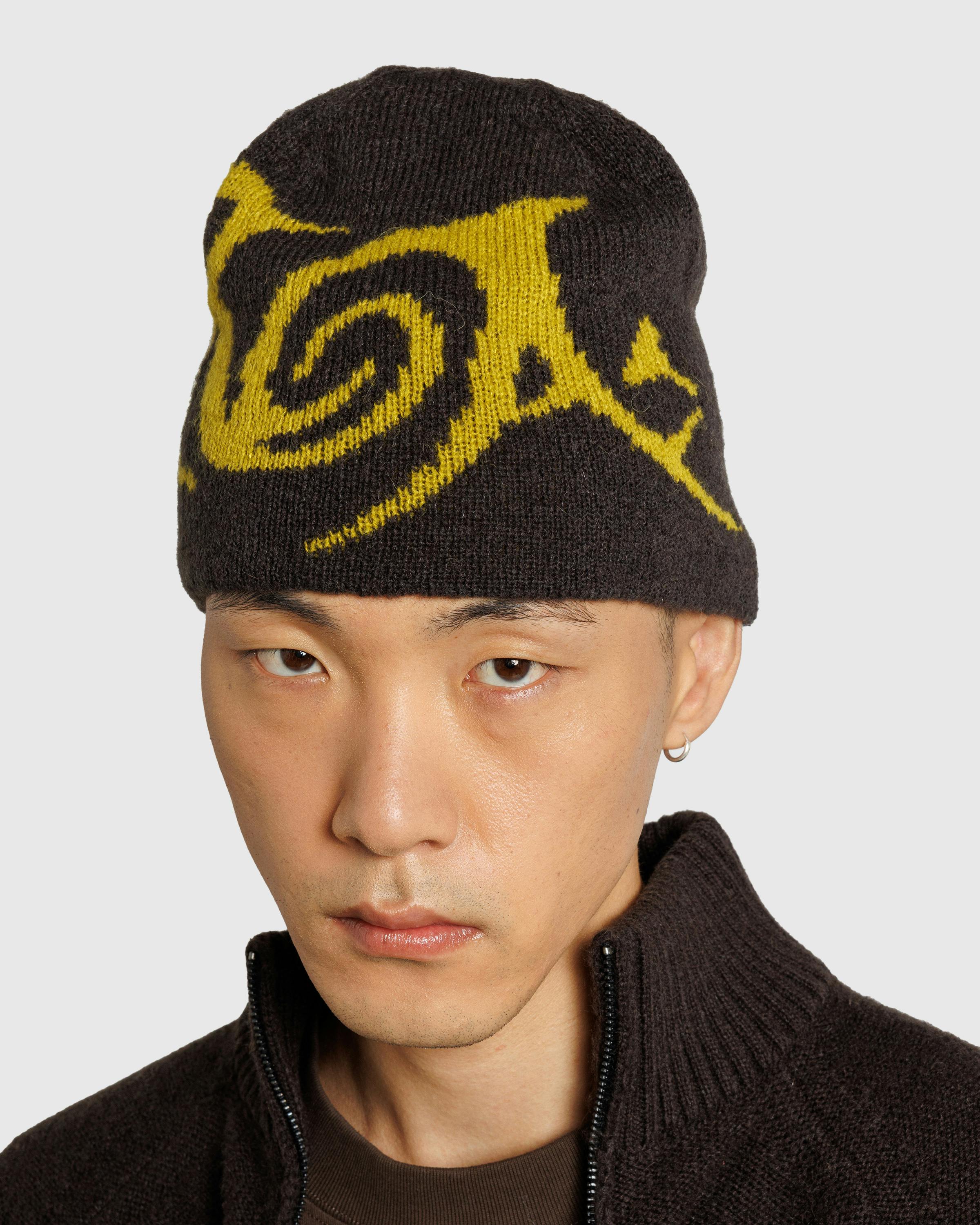 ROA – Graphic Beanie Brown Yellow | Highsnobiety Shop