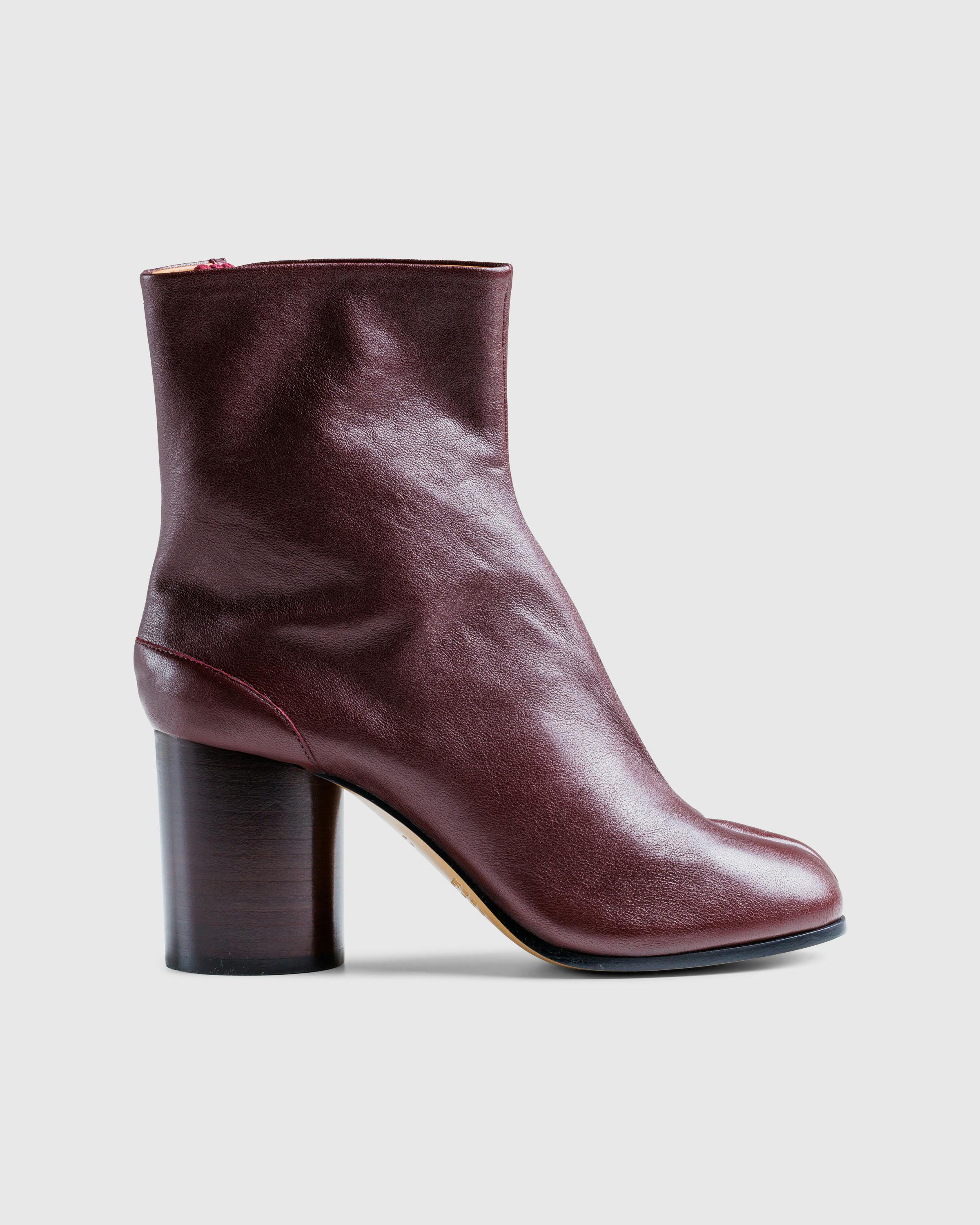 Maison Margiela – Tabi Ankle Boots Deep Red - Heels - Red - Image 1