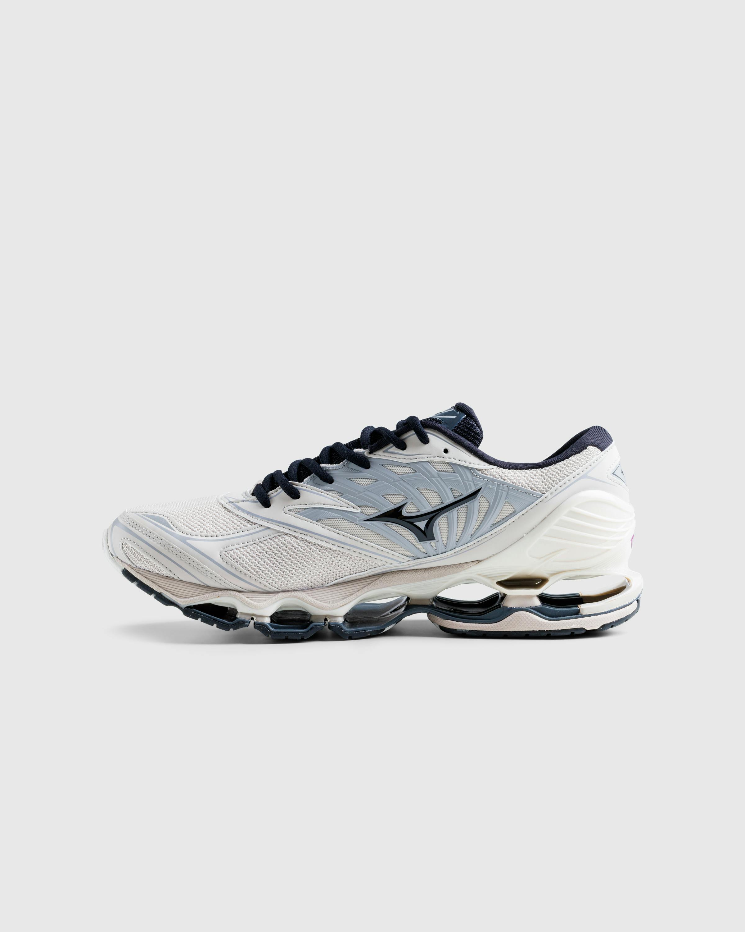 Mizuno – Wave Prophecy LS Silver Cloud/Black/Opal Grey - Low Top Sneakers - Grey - Image 2