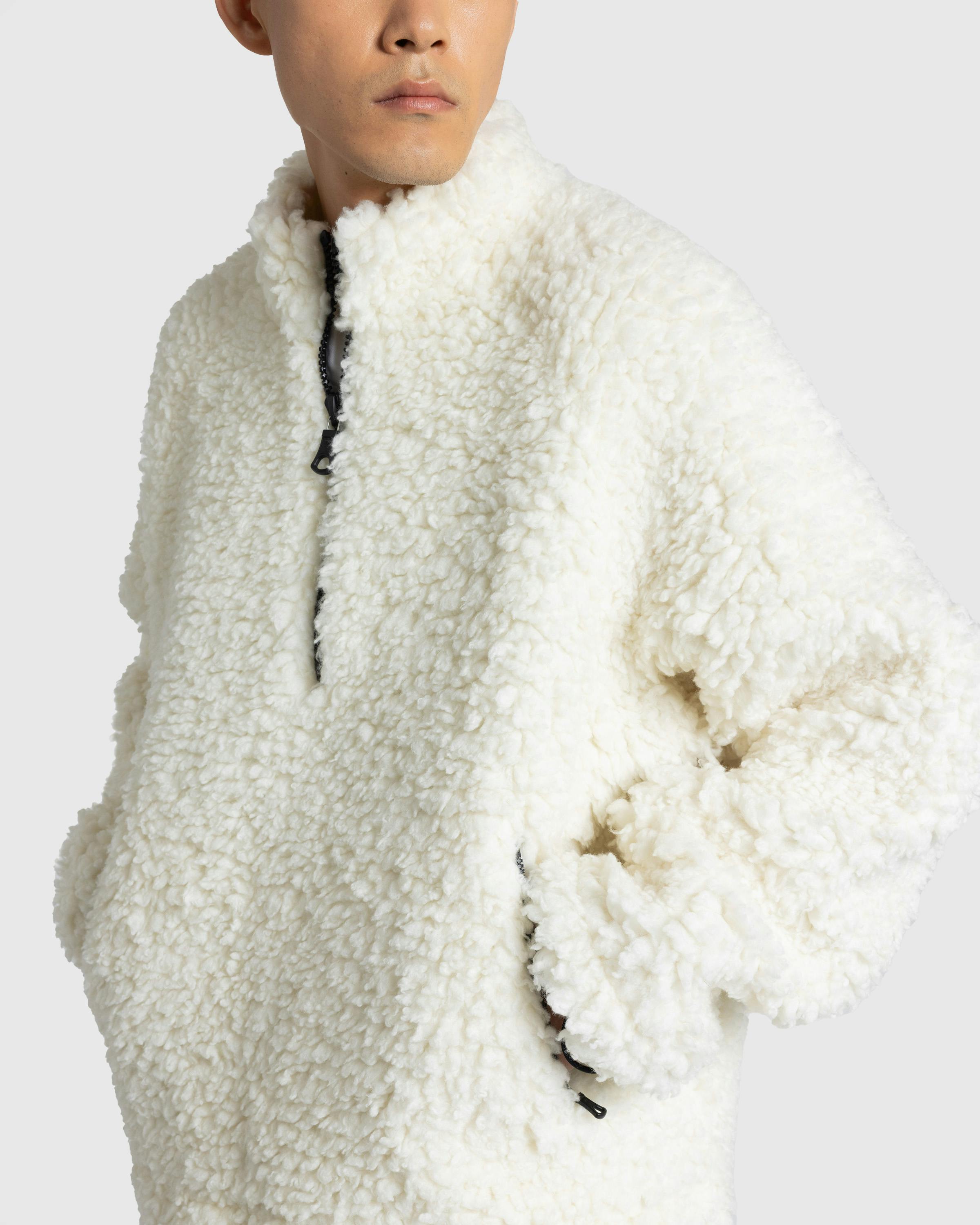 Meta Campania Collective – Jason Shearling Quarter-Zip Natural White - Fleece Jackets - White - Image 4