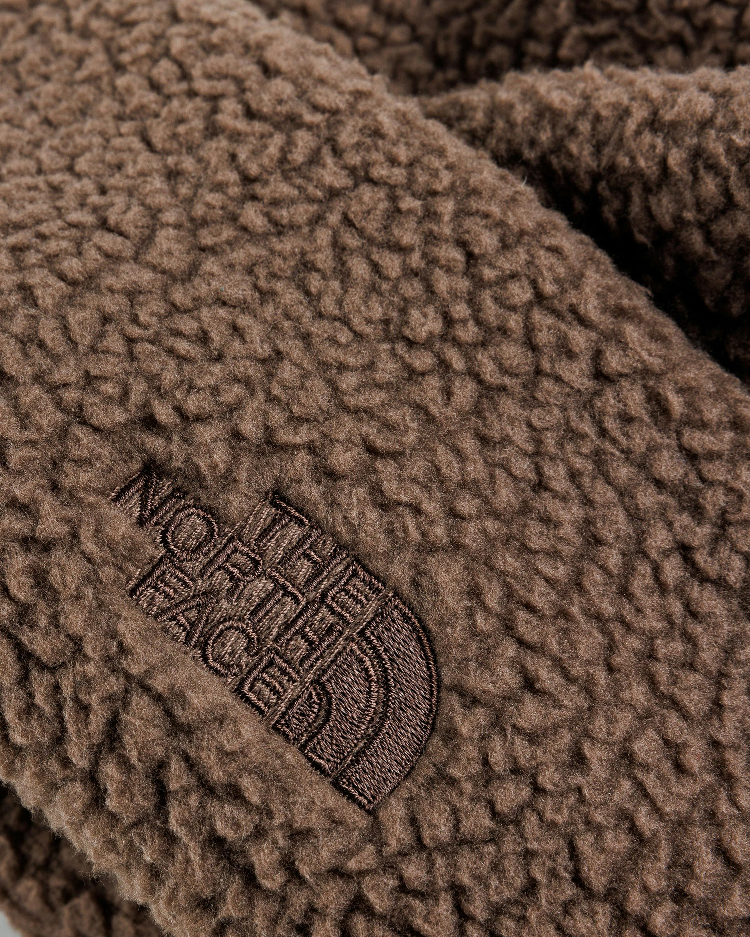 The North Face – Cragmont Reversible Beanie Smokey Brown/White Dune - Beanies - Brown - Image 4