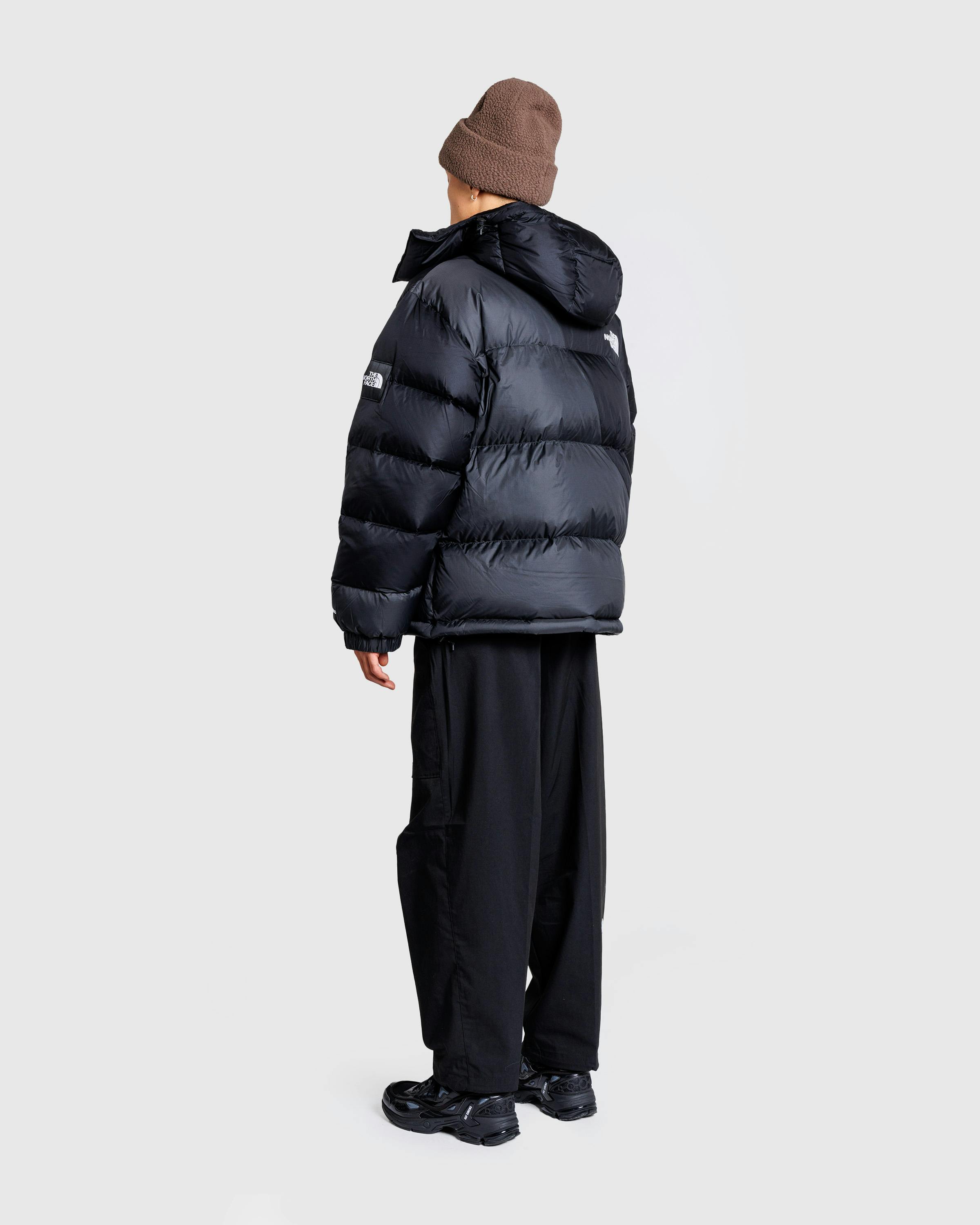 The North Face – M TNF x Yinka Ilori Down Puffer Jacket TNF Black/Asphalt Grey - Down Jackets - Black - Image 6