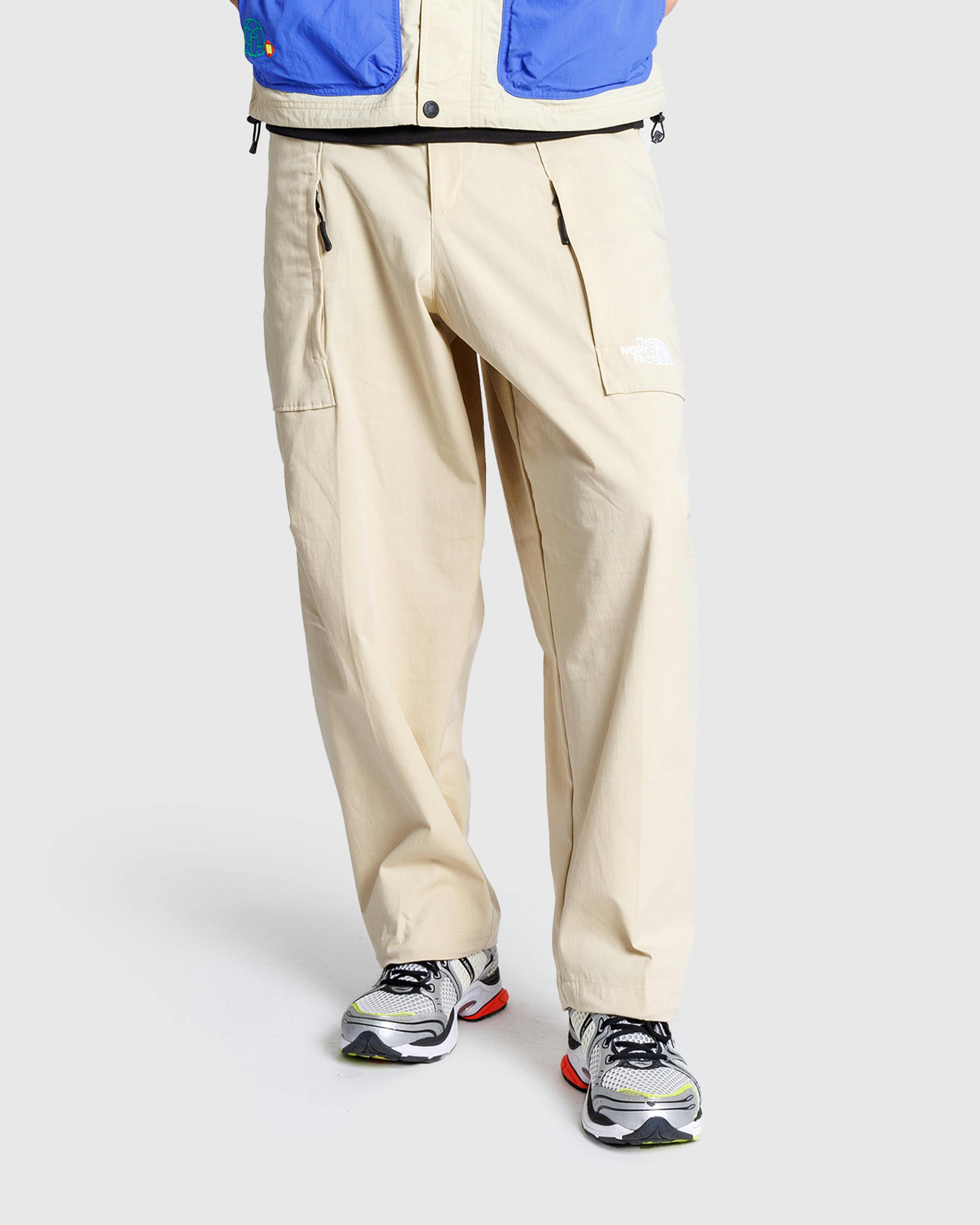 The North Face – M TNF x Yinka Ilori Relaxed Pant Gravel - Active Pants - Beige - Image 2