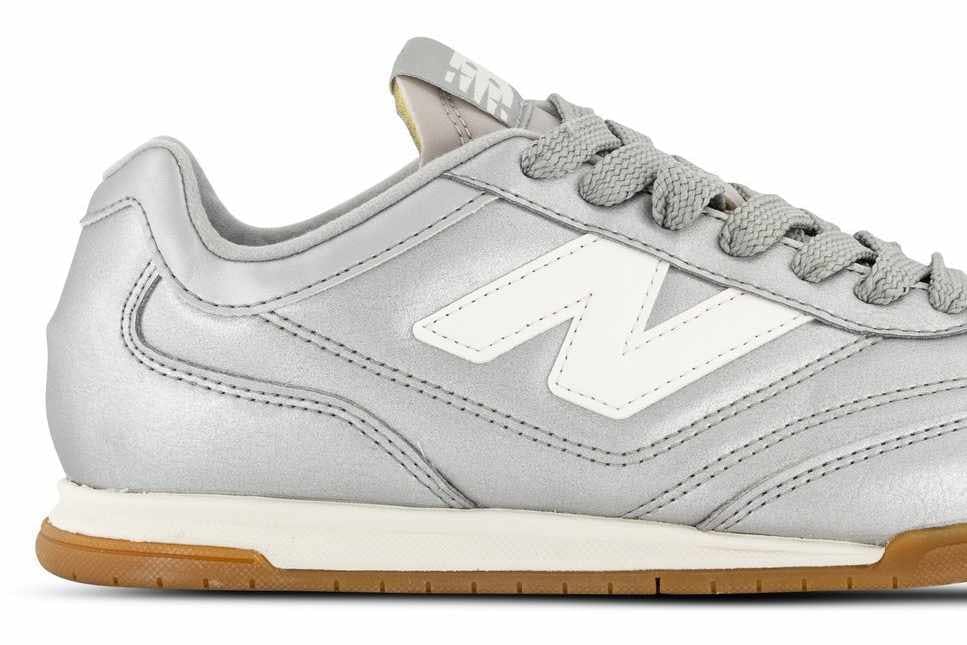 Metallic New Balance RC 42 sneakers