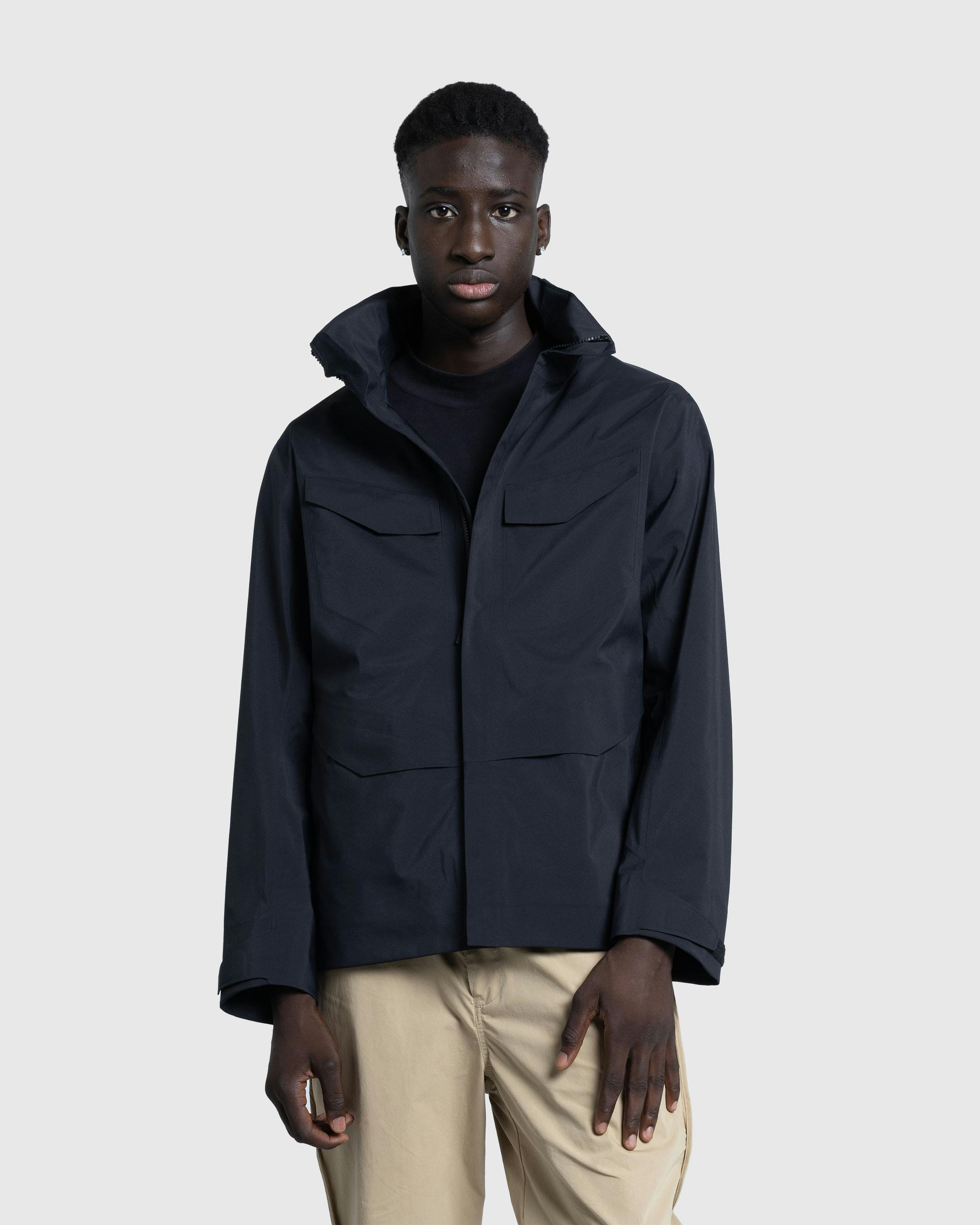 Veilance – Field Jacket M Black - Windbreakers - Black - Image 2