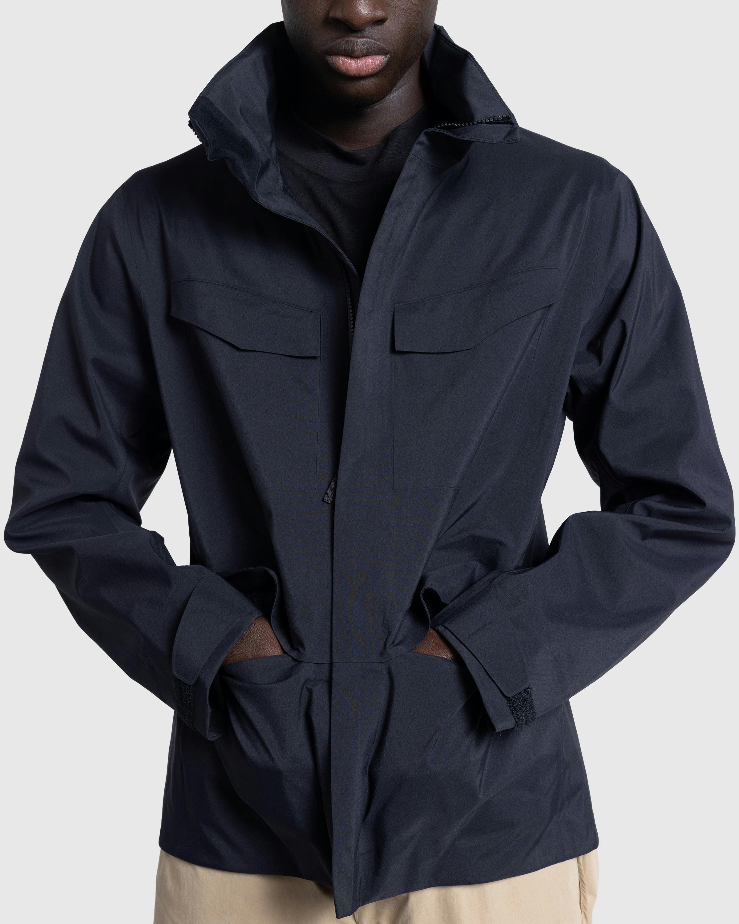 Veilance – Field Jacket M Black - Windbreakers - Black - Image 4