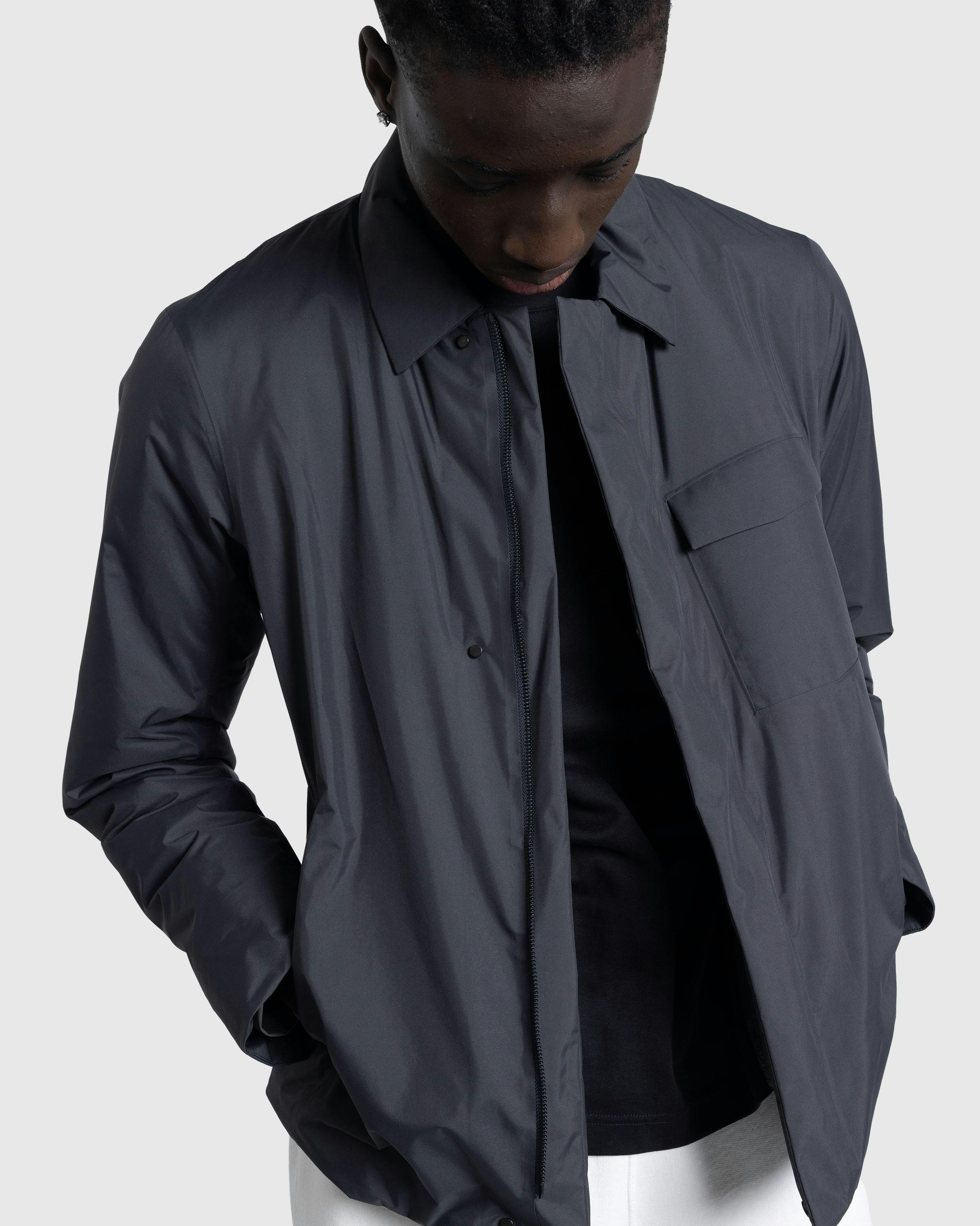 Veilance – Spere Insulated Jacket M Penumbra - Windbreakers - Grey - Image 4