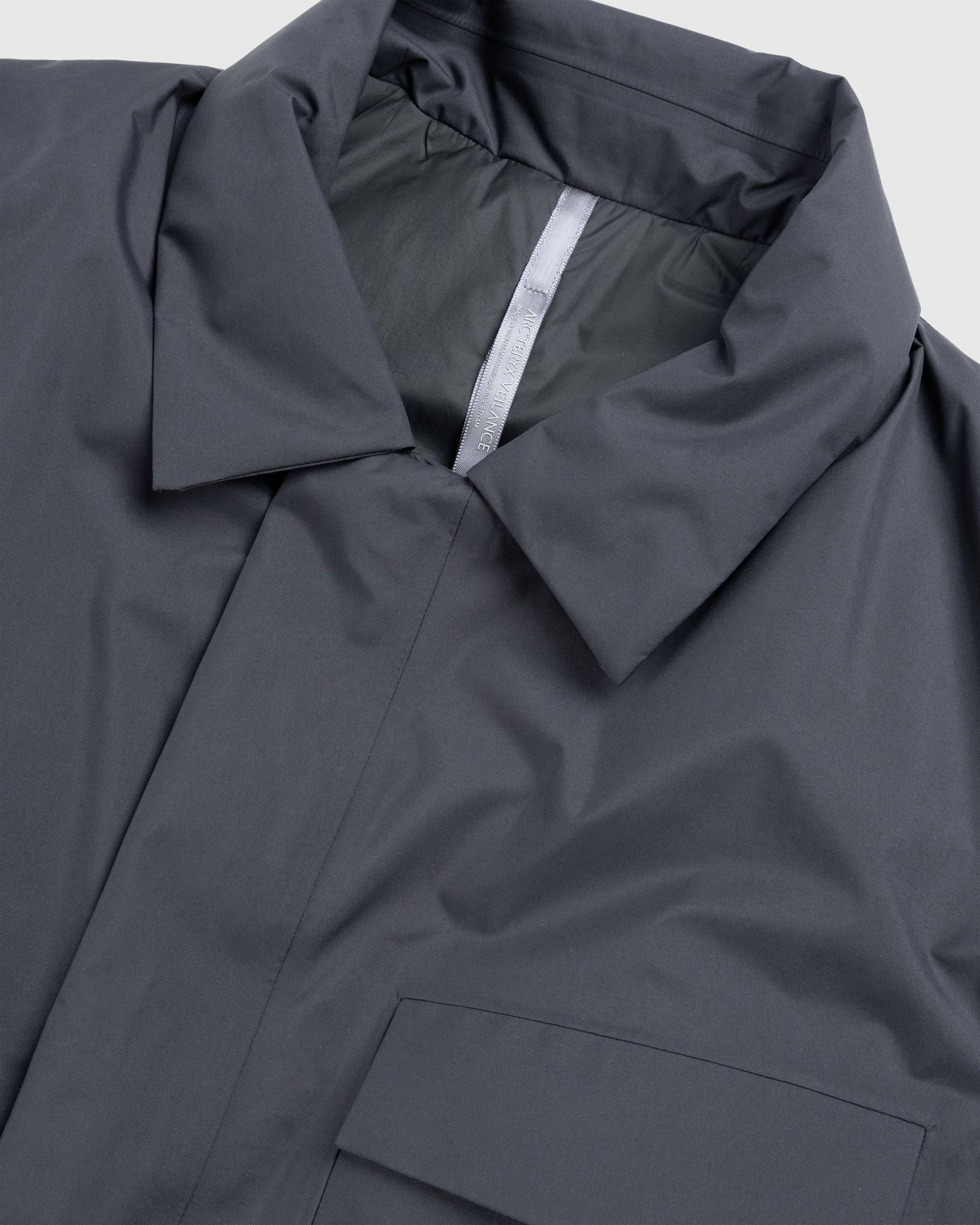 Veilance – Spere Insulated Jacket M Penumbra - Windbreakers - Grey - Image 5