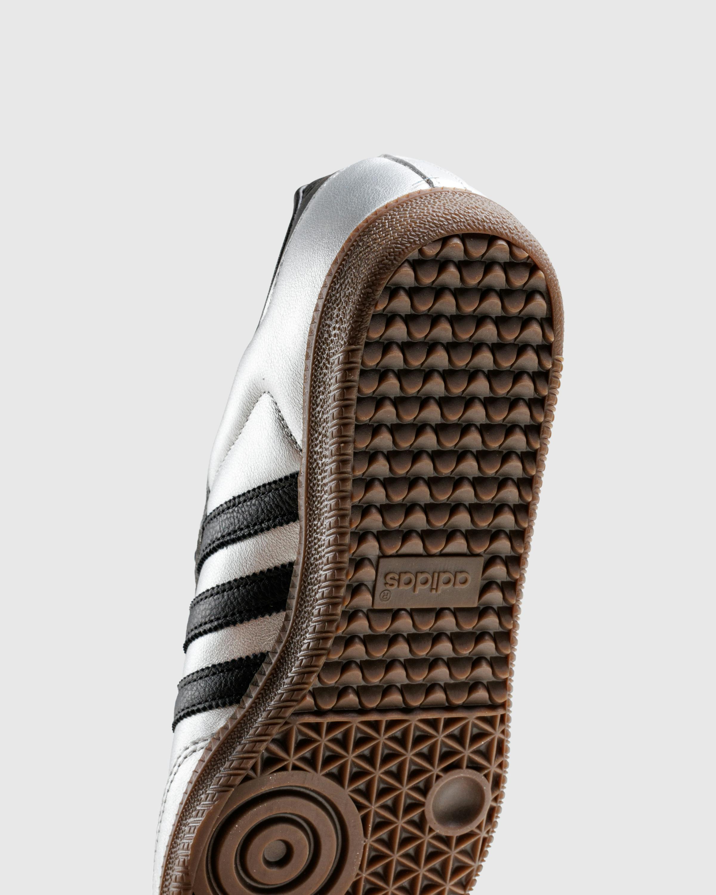 Adidas – Samba OG W Metallic Silver/Core Black/Gum - Low Top Sneakers - Silver - Image 3