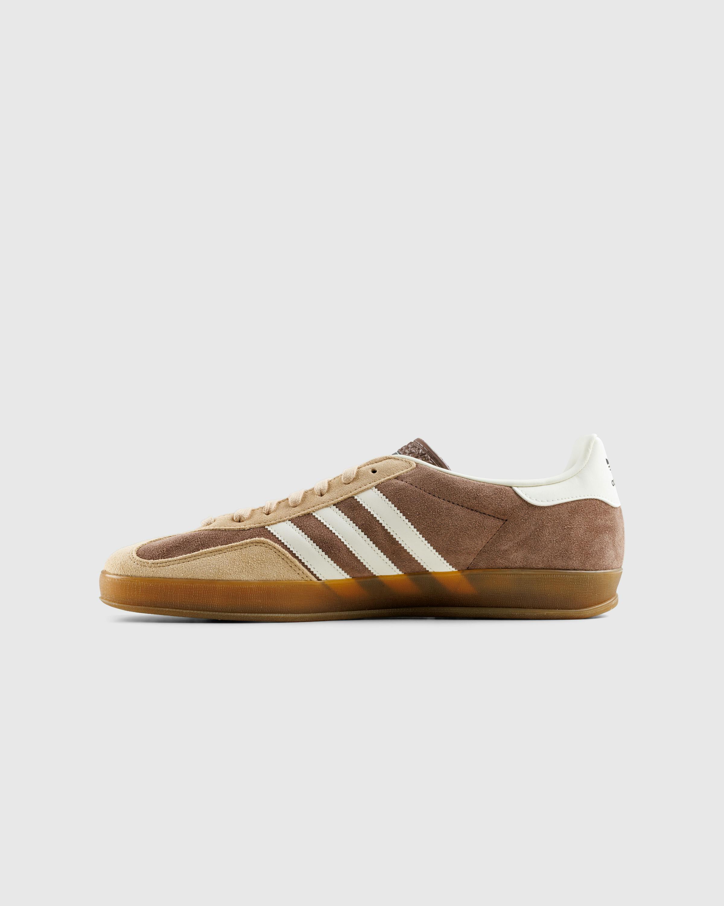 Adidas – Gazelle Indoor Magic Beige/White/Earth Strata - Low Top Sneakers - Brown - Image 2