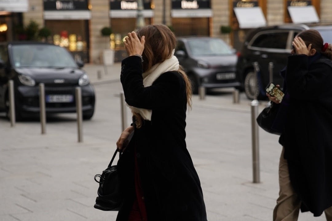 Mary-Kate and Ashley Olsen at Paris Fashion Week Spring/Sumer 2025