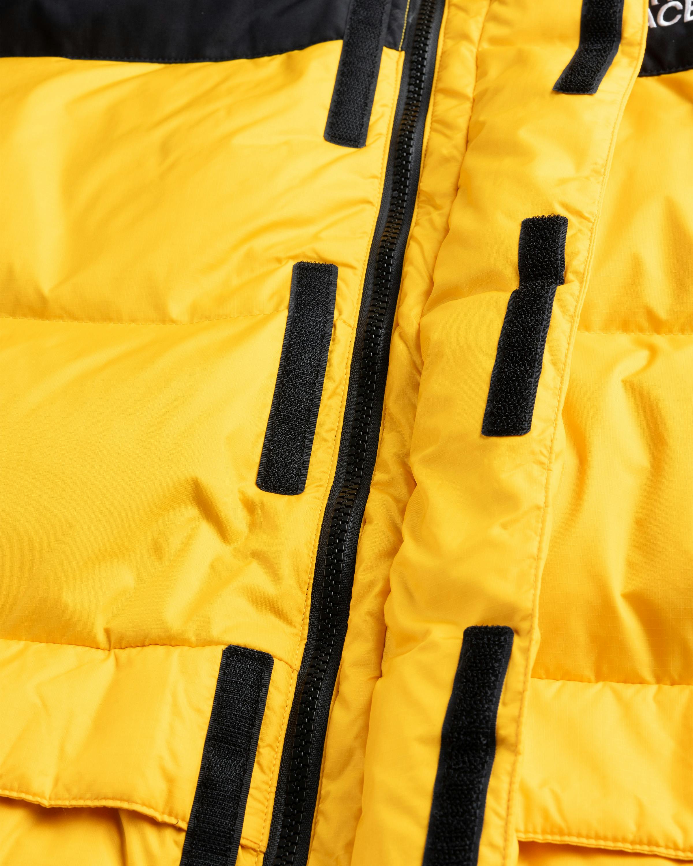 The North Face – M Himalayan Down Parka Summit Gold/TNF Black - Parka Jackets - Yellow - Image 7