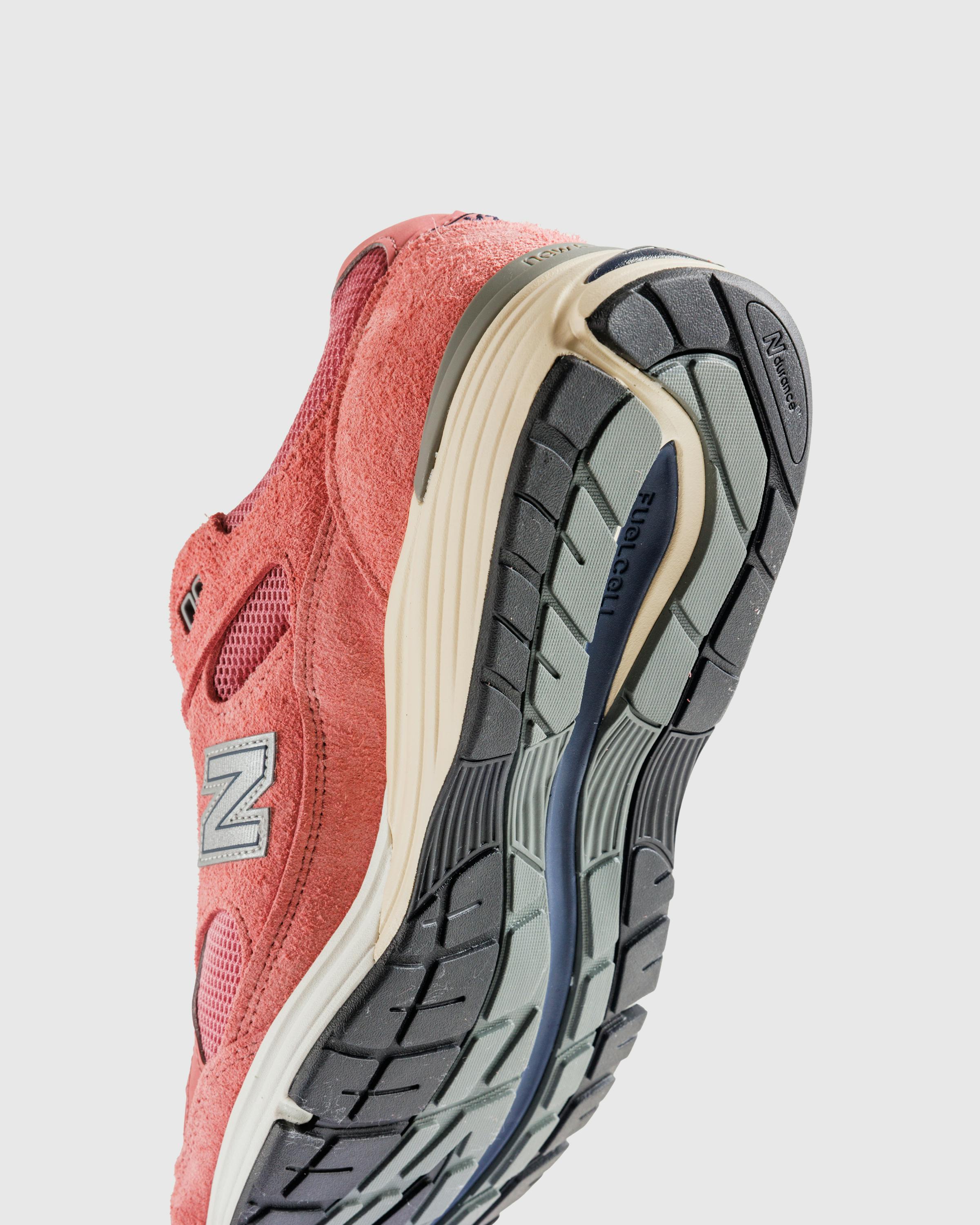 New Balance – Made in UK 991v2 Pink - Low Top Sneakers - Pink - Image 6