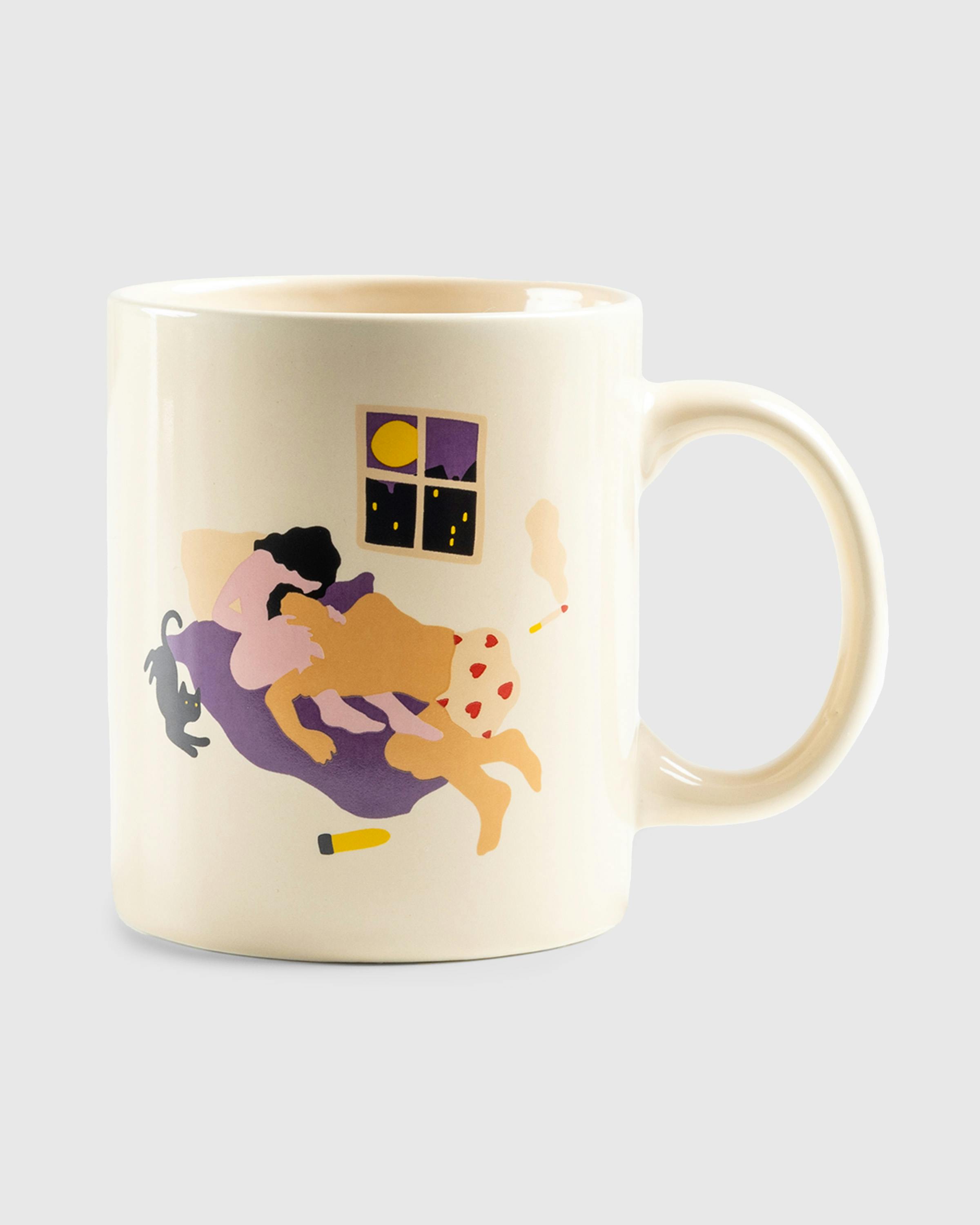 Carne Bollente – City Nights Cream - Mugs - Beige - Image 1