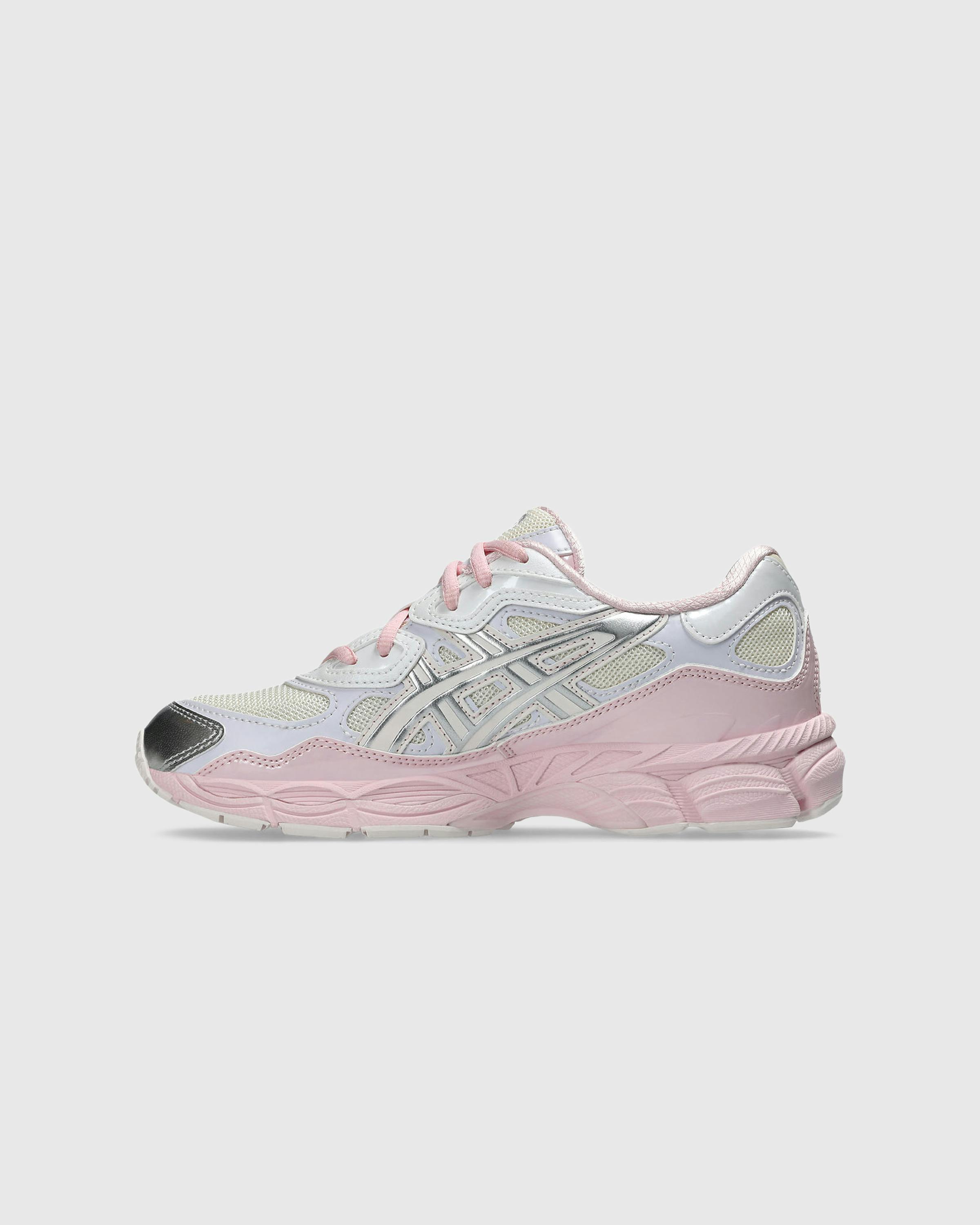 ASICS – GEL-NYC by Kicki Cream/Pure Silver - Low Top Sneakers - Pink - Image 2