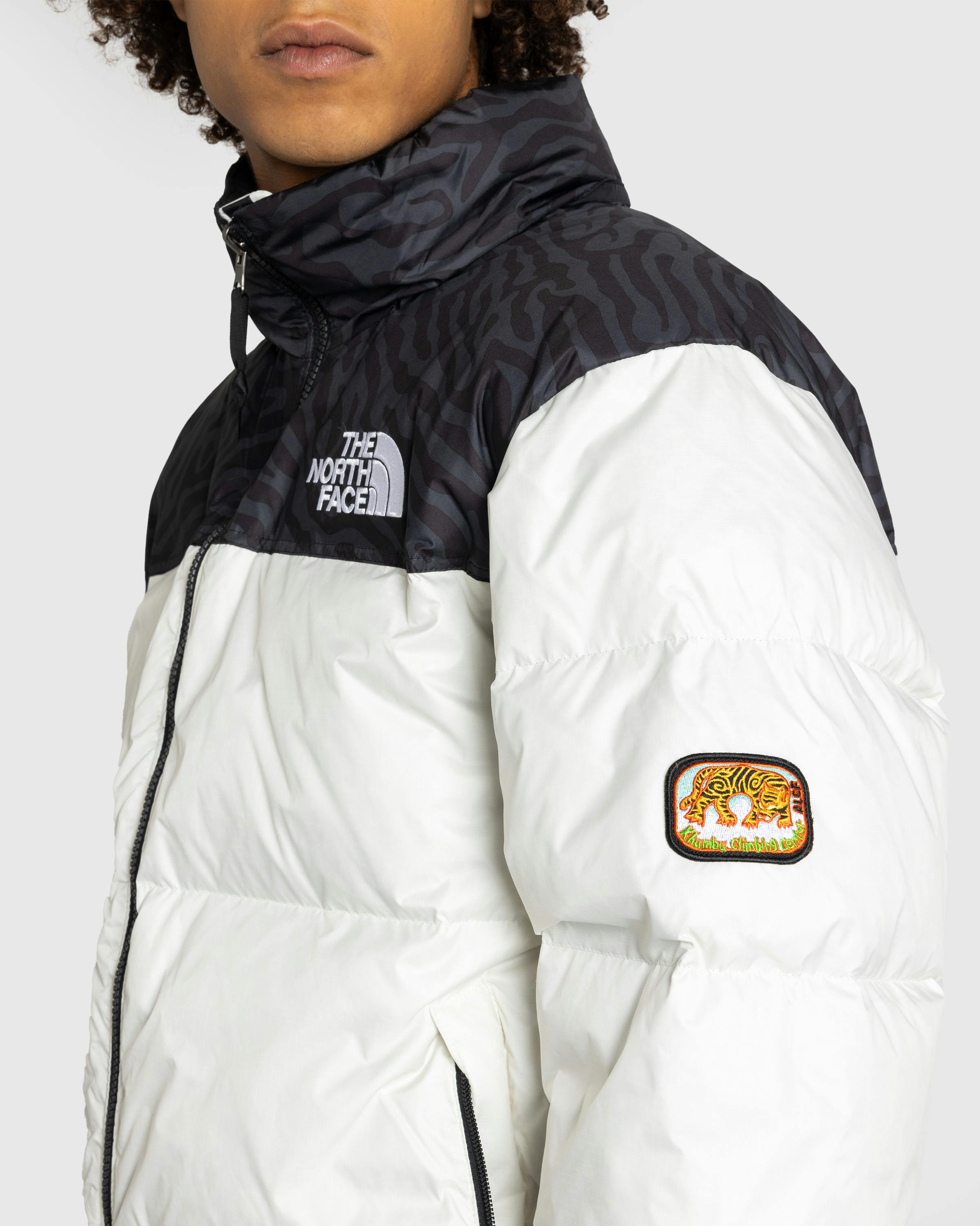 The North Face – M 1996 Retro Nuptse Jacket White Dune/TNF Black - Bomber Jackets - White - Image 5