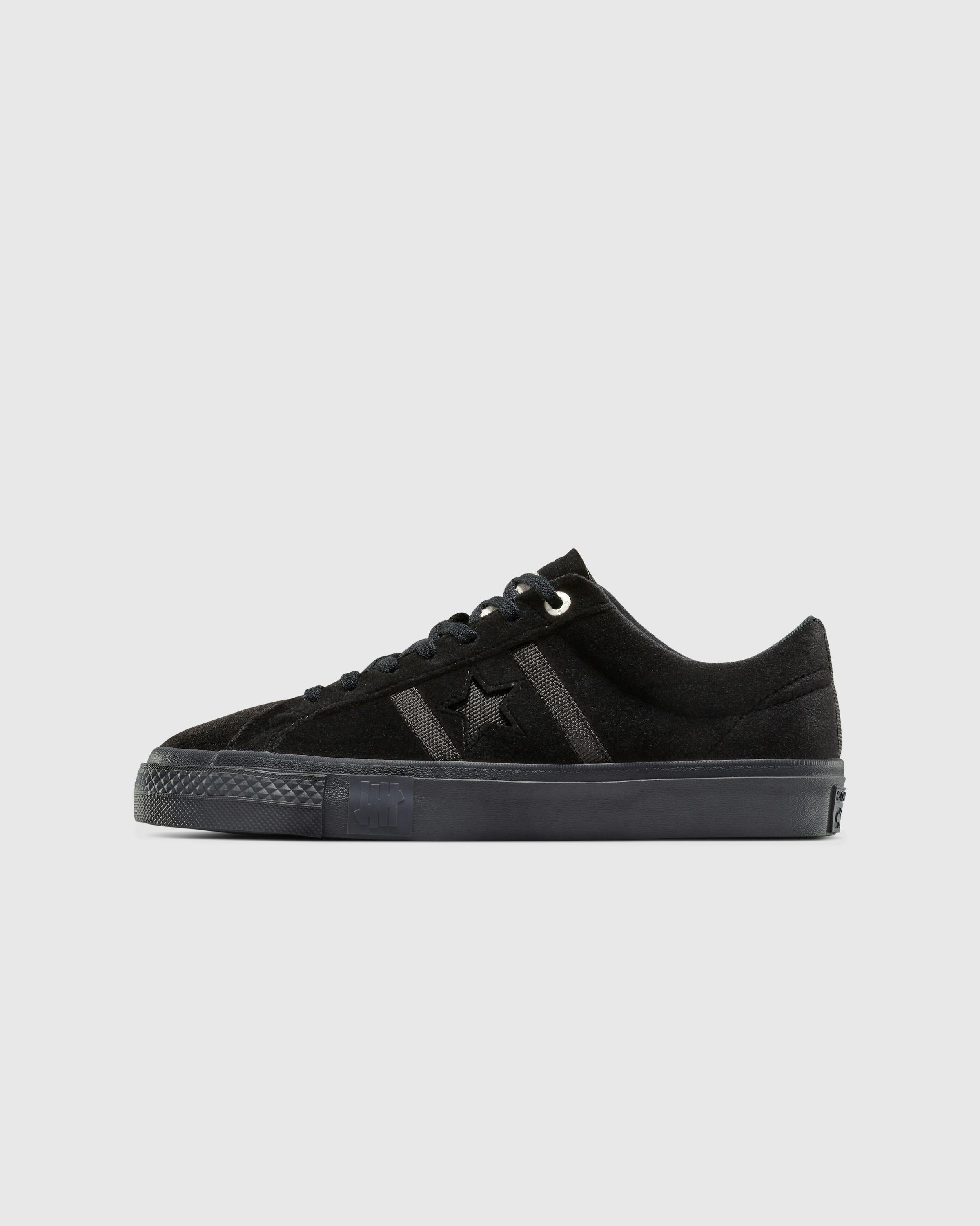 Converse x Undefeated – One Star Academy Pro Black/Black/Egret - Low Top Sneakers - Black - Image 2