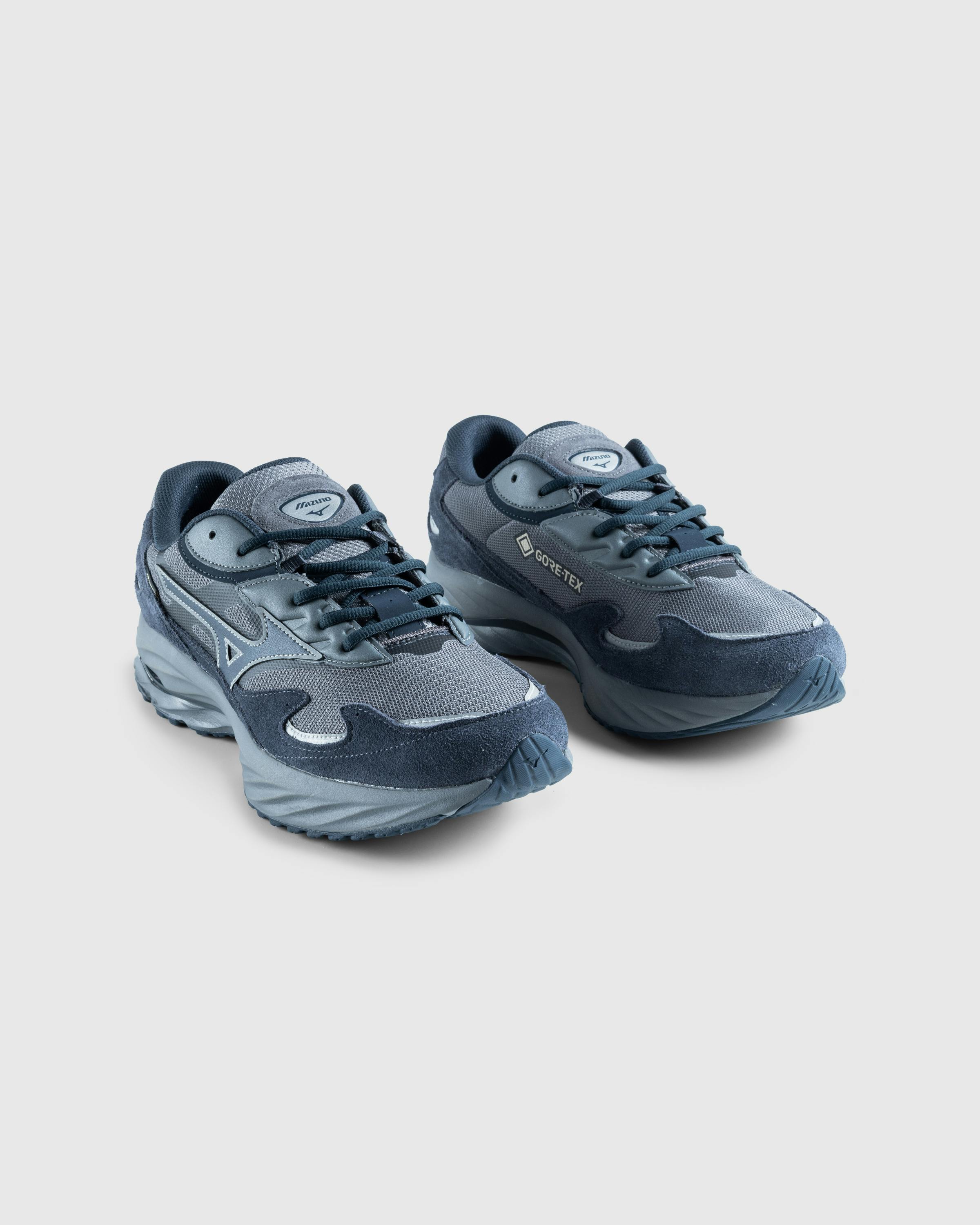 Mizuno – Wave Rider Beta GTX Quiet Shade/Vulcan/Silver - Low Top Sneakers - Grey - Image 3