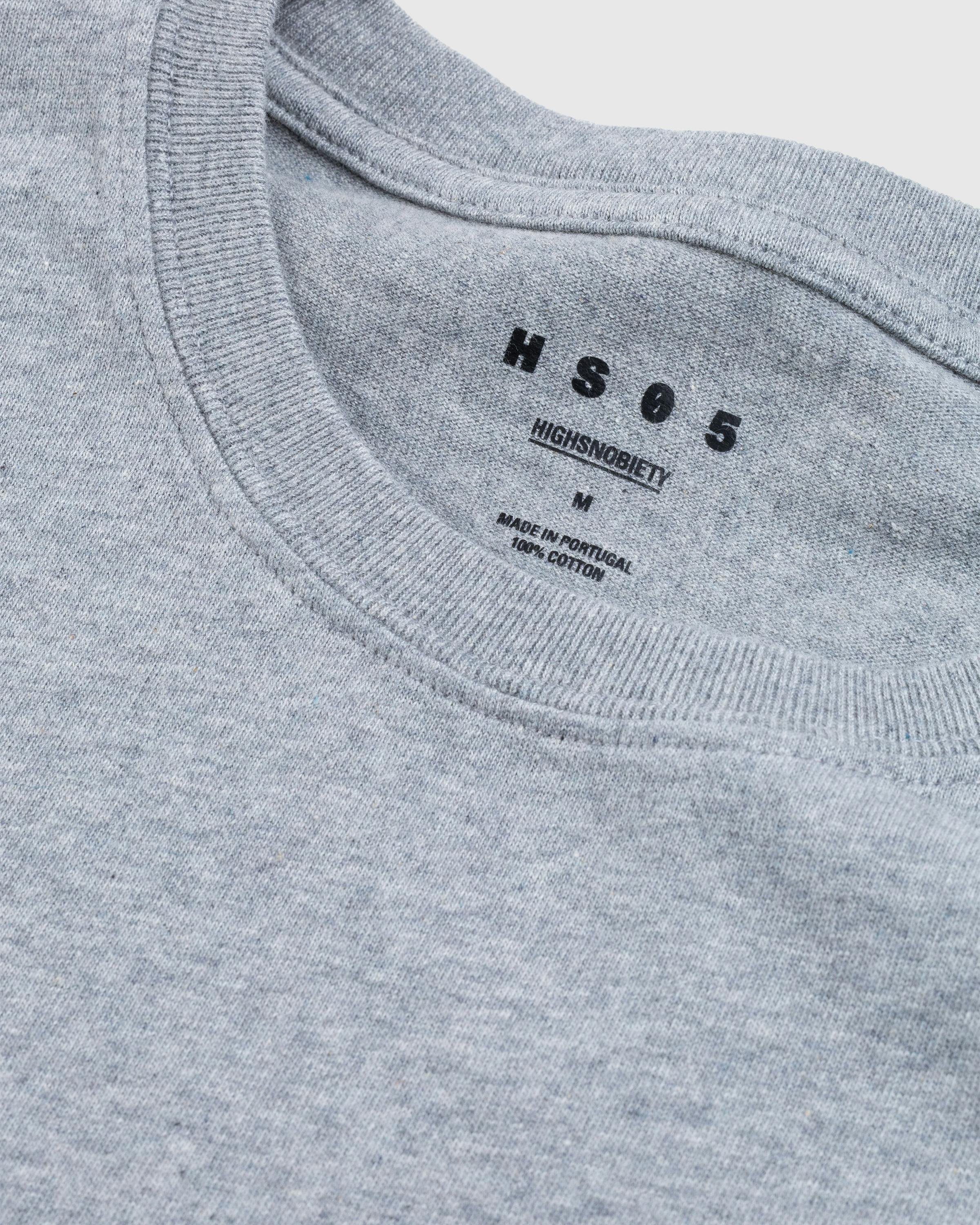 Highsnobiety HS05 – T-Shirt Grey - T-Shirts - Grey - Image 4