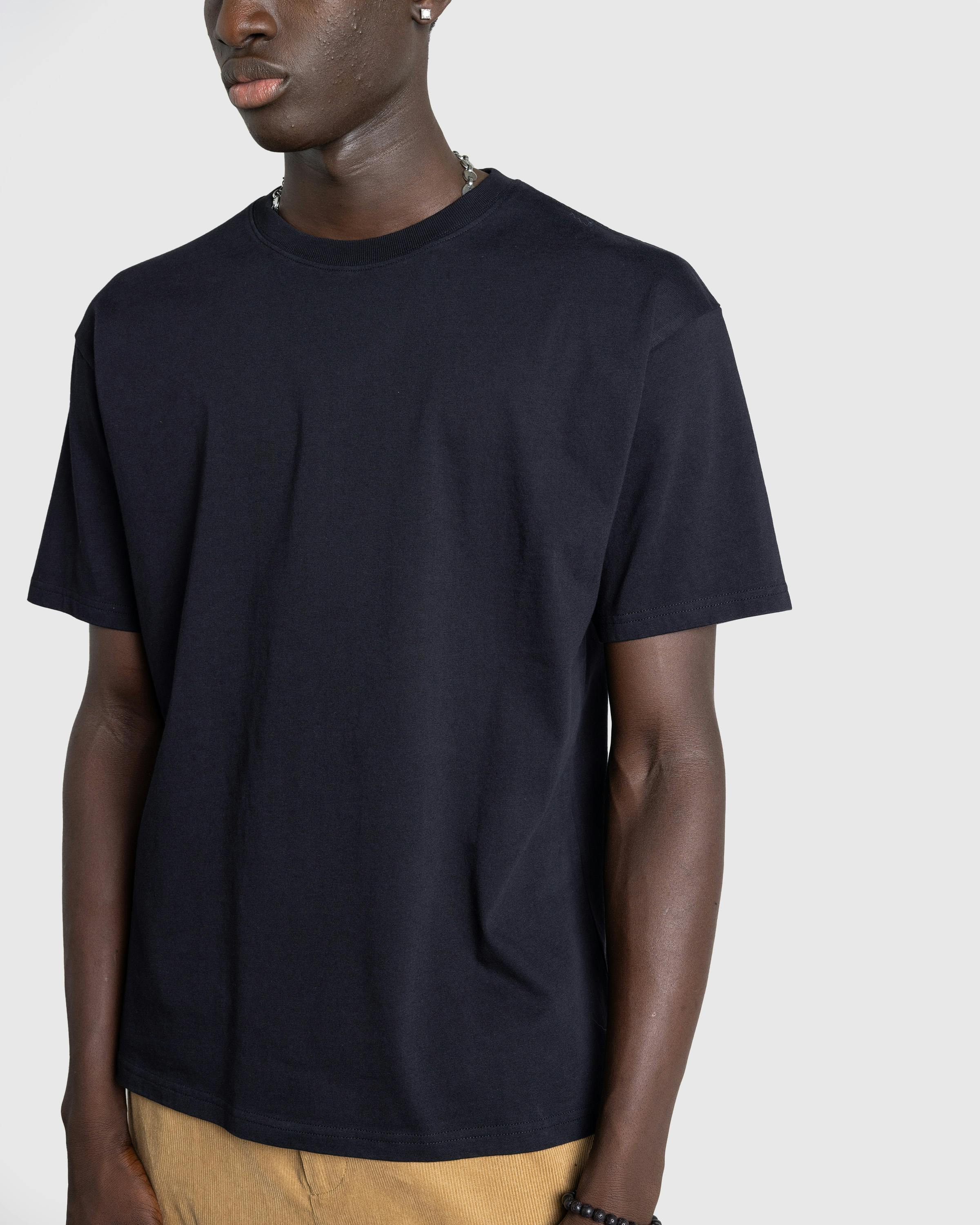 Highsnobiety HS05 – T-Shirt Black - T-Shirts - Black - Image 7