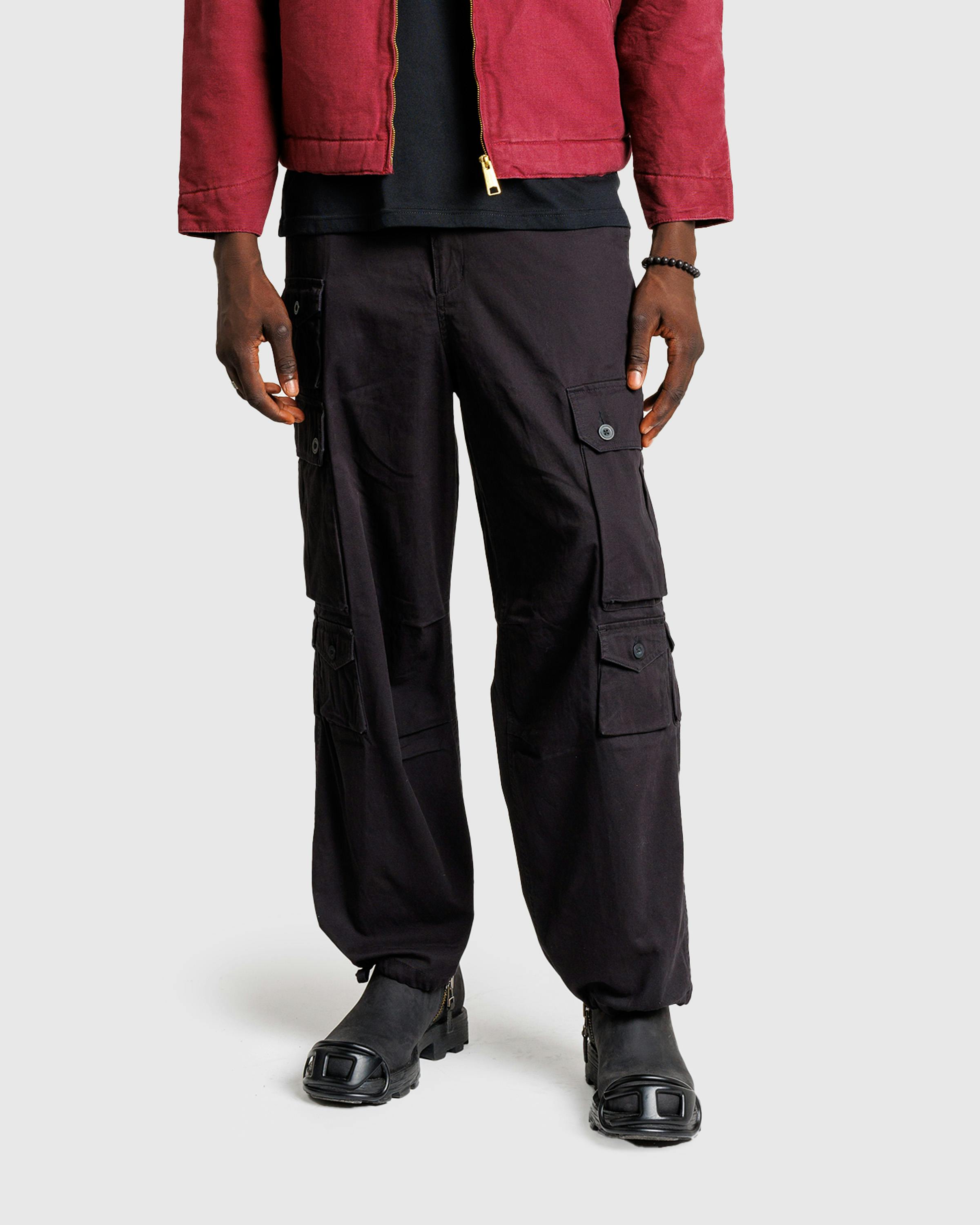 Carhartt WIP – Tracker Pant Black - Cargo Pants - Black - Image 2