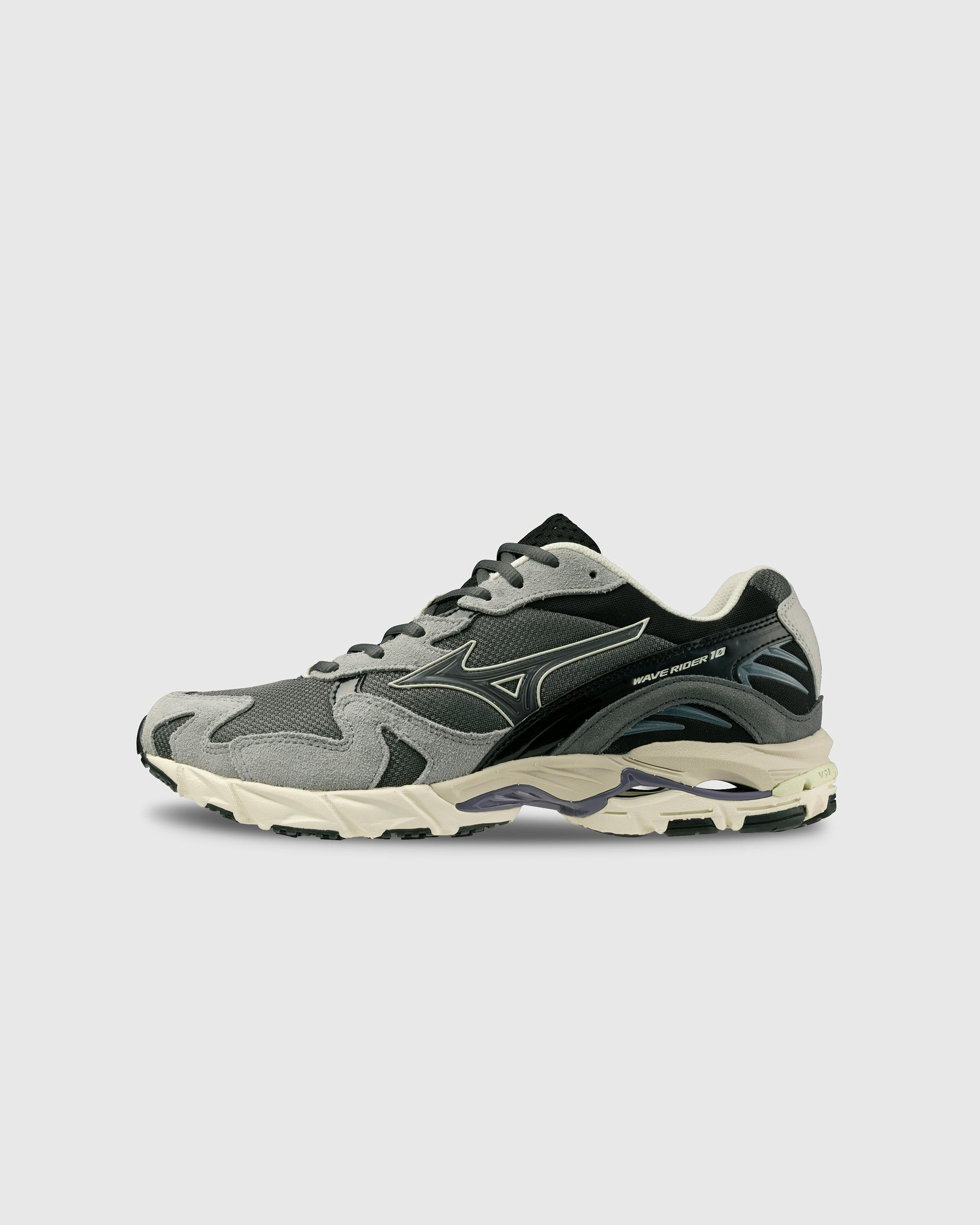 Mizuno – Wave Rider 10 Magnet/Magnet/Opal Grey - Low Top Sneakers - Beige - Image 2