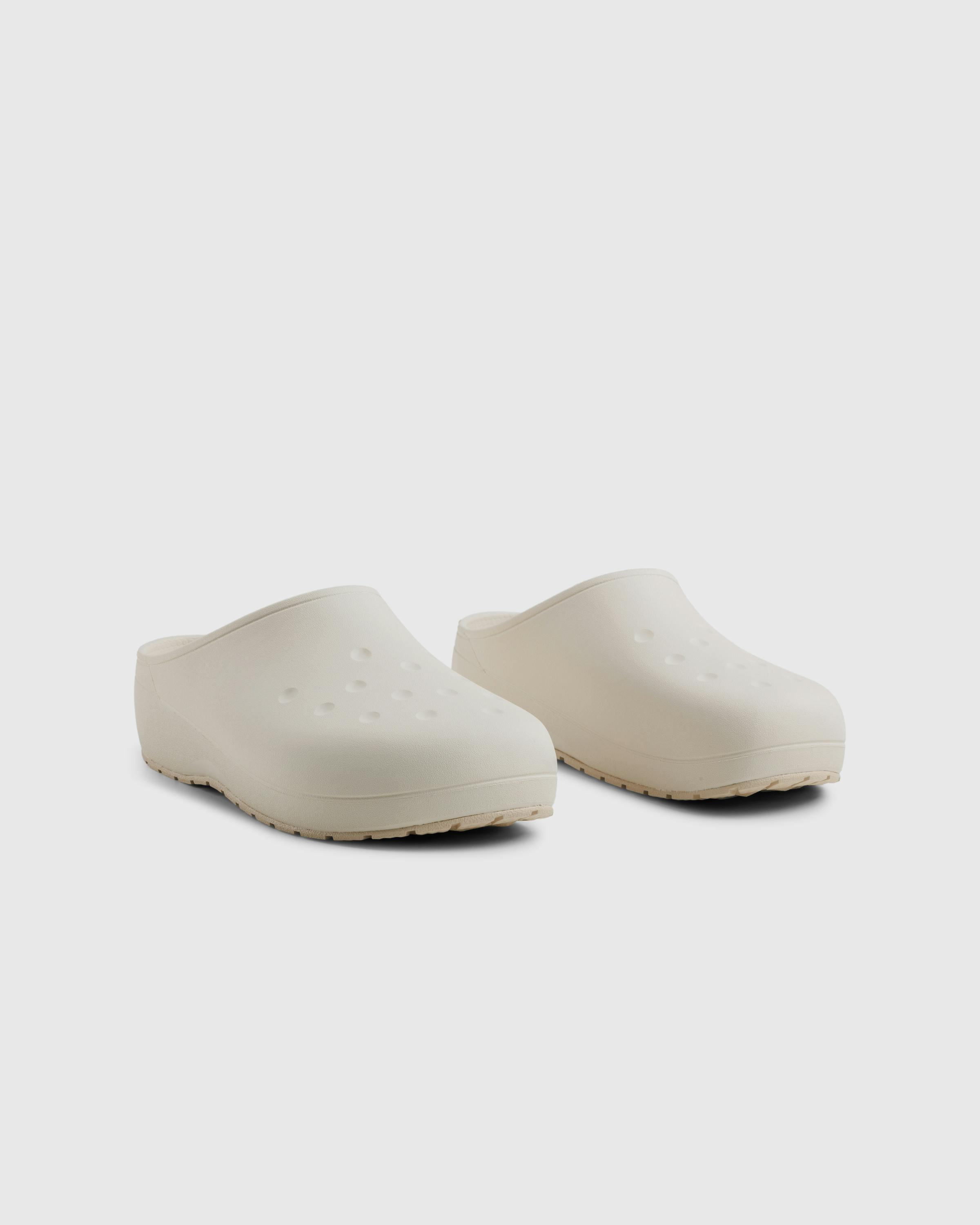 Crocs – Crocs Classic Quiet Clog Stucco - Clogs - White - Image 3