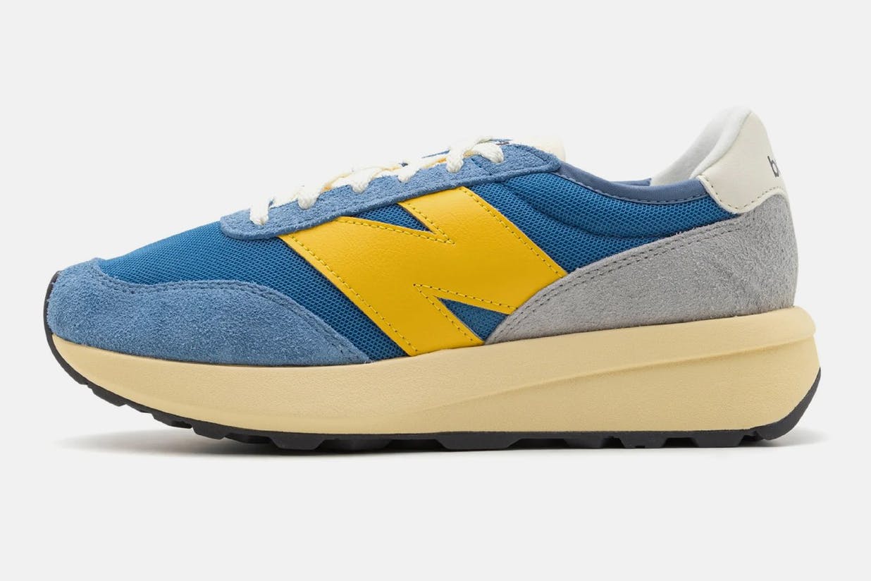 new balance 370 sneaker yellow blue colorway