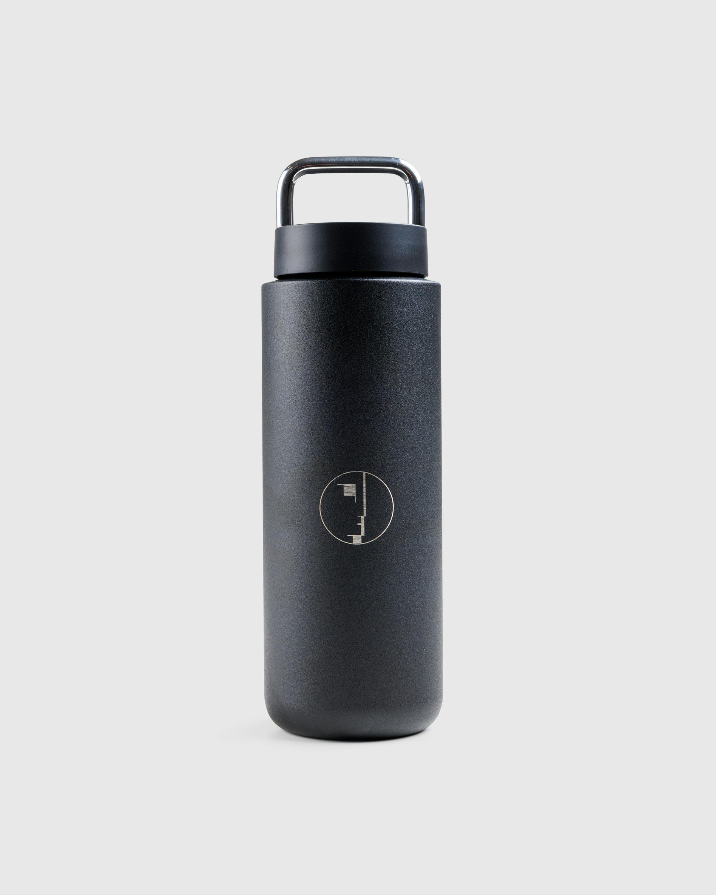 Highsnobiety x Fellow x Bauhaus Archiv – FELLOW Carter Carry - Bottles & Bowls - Black - Image 1