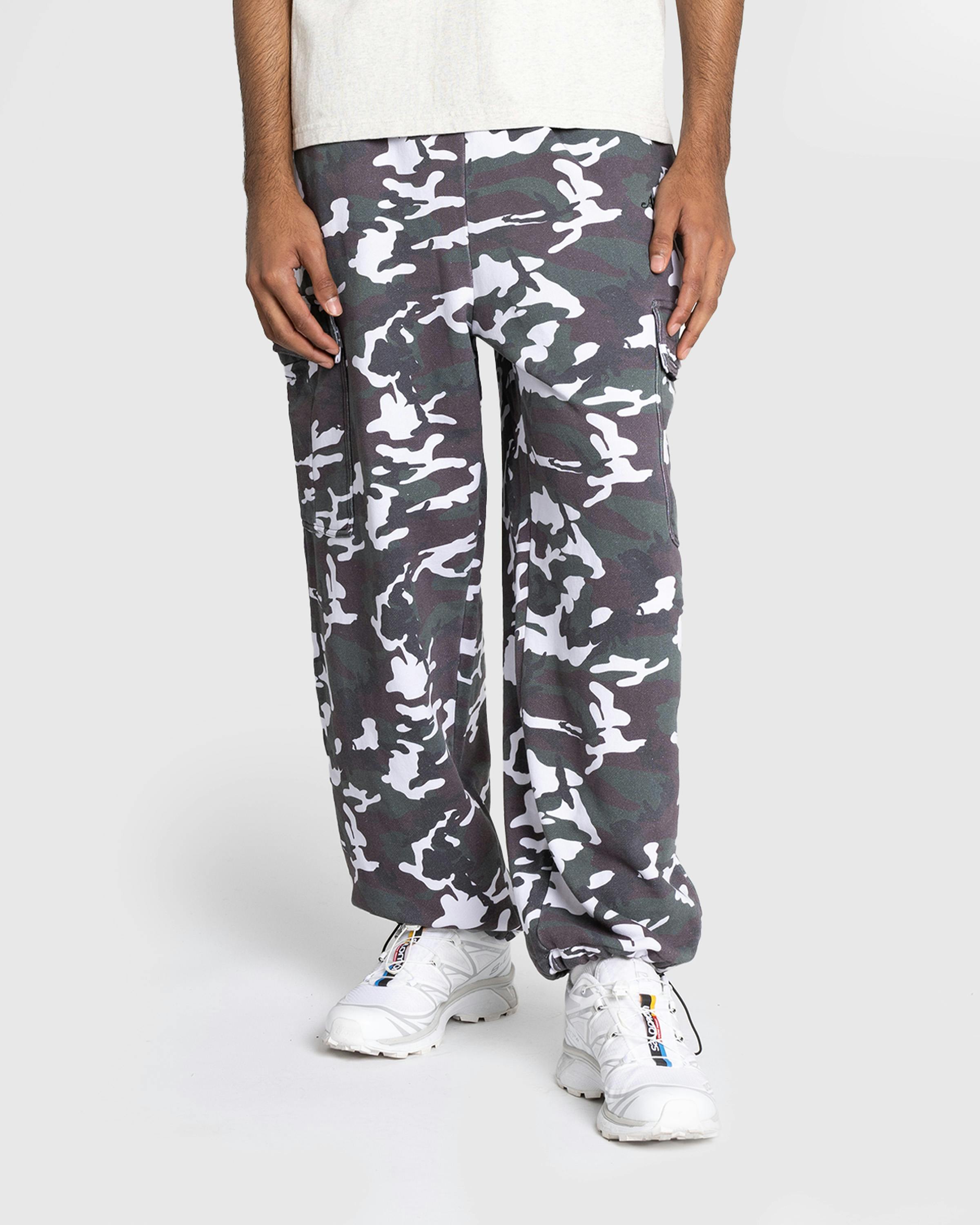 Awake NY – Cargo Sweatpant Green Camo - Sweatpants - Green - Image 2