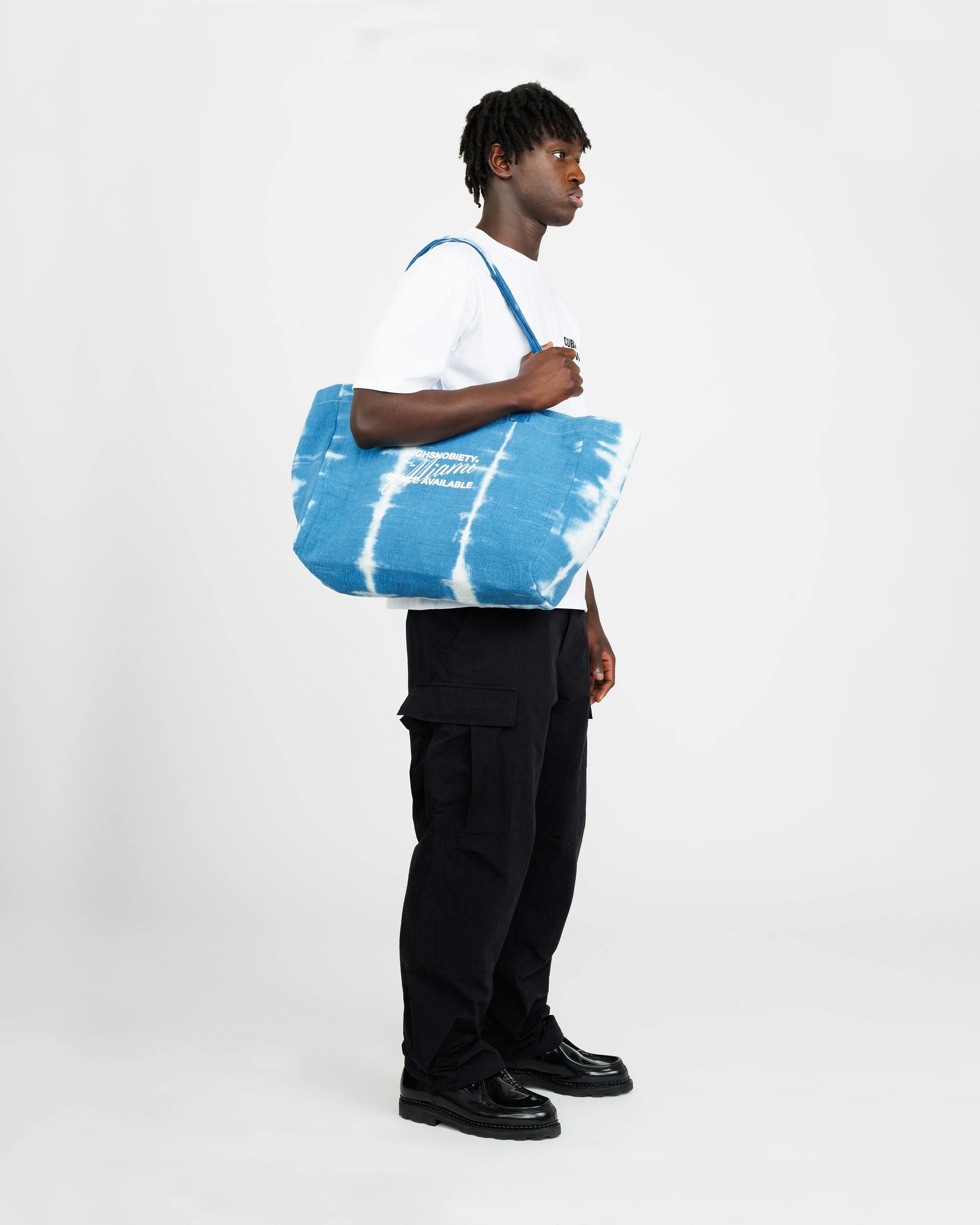 Space Available Studio x Highsnobiety – Not In Miami Record Bag - Tote Bags - Blue & White - Image 3