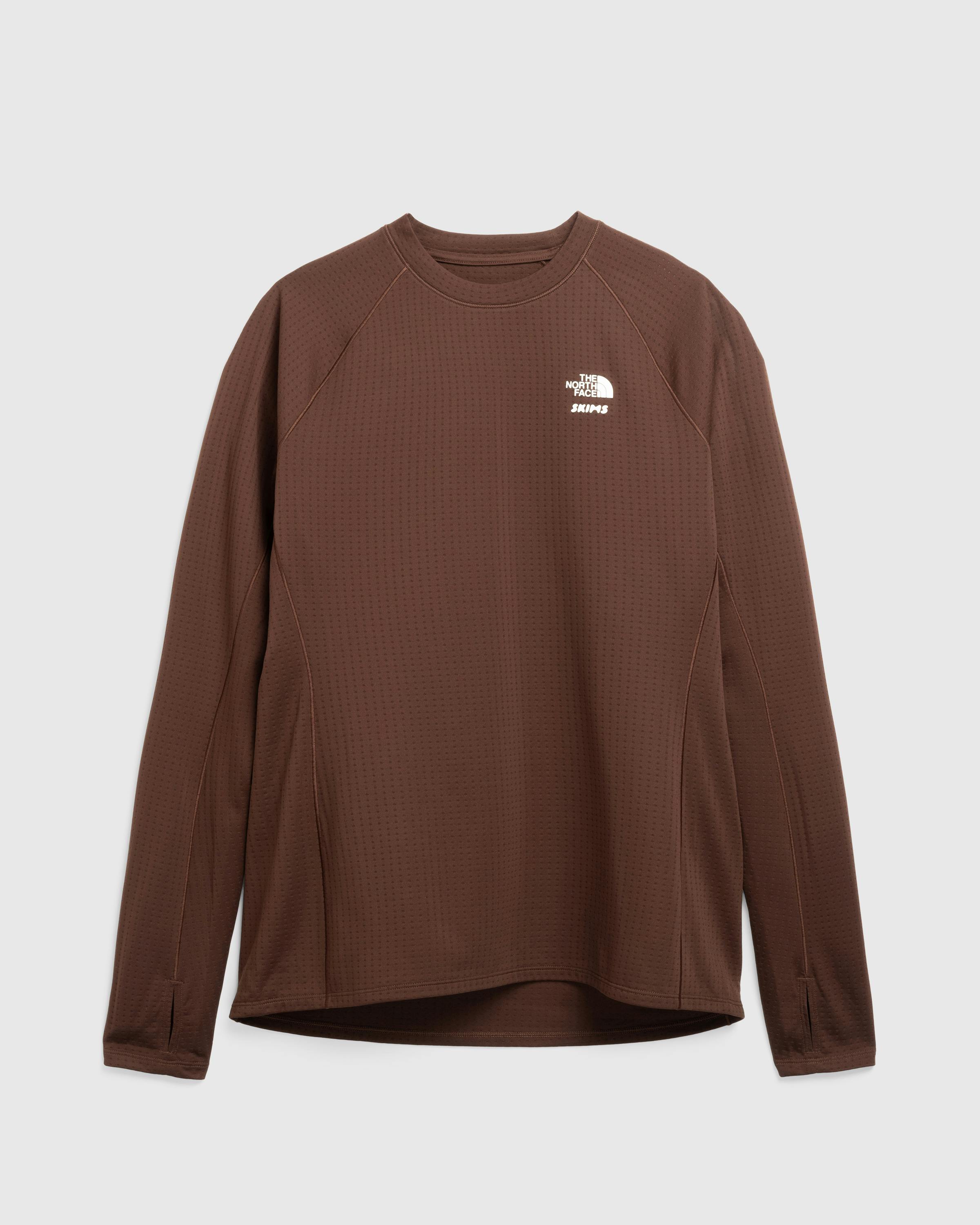 The North Face x SKIMS – W Dotknit Crew - Crewnecks - Brown - Image 1