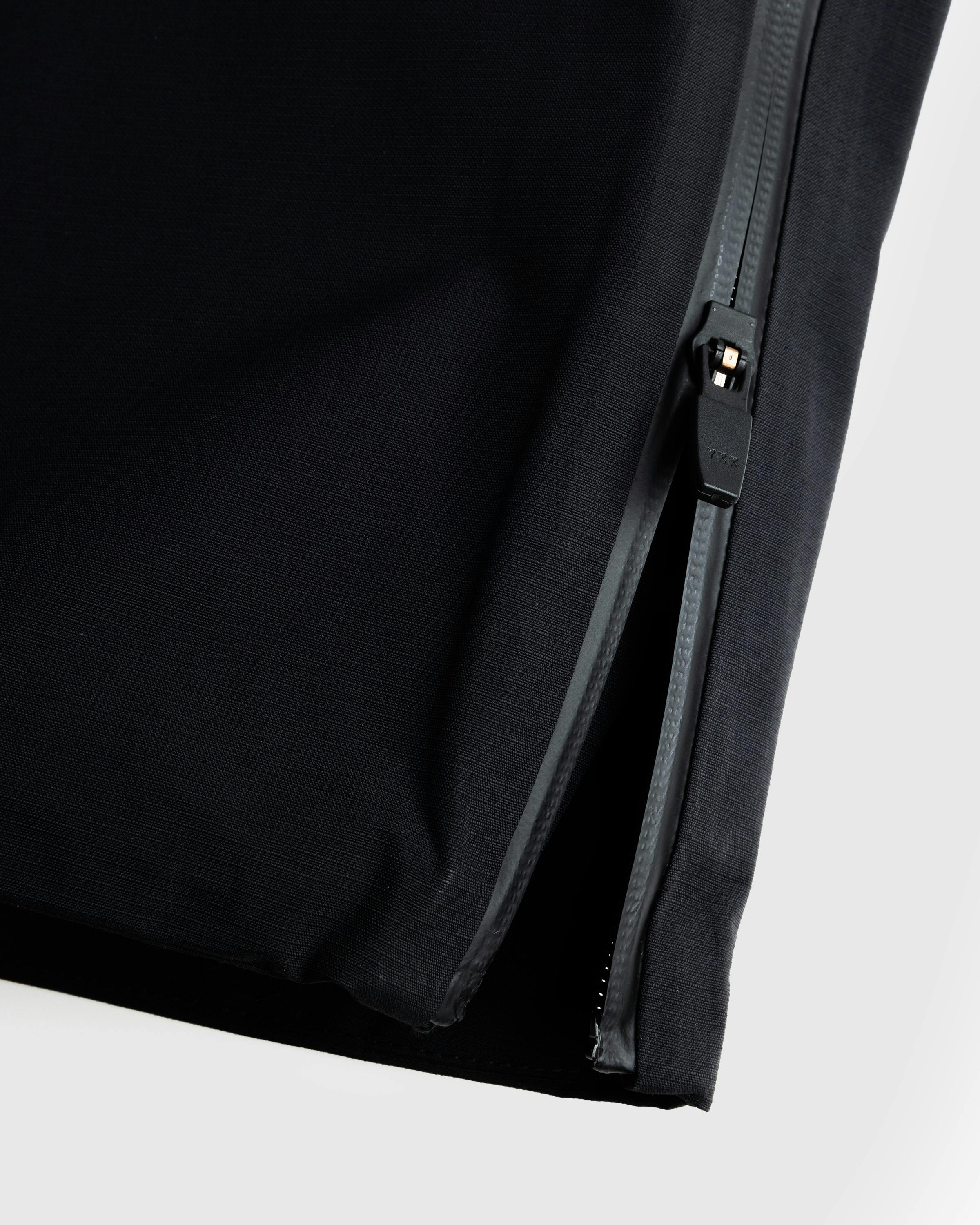 The North Face x SKIMS – W Seam Taped Pant - Active Pants - Black - Image 2