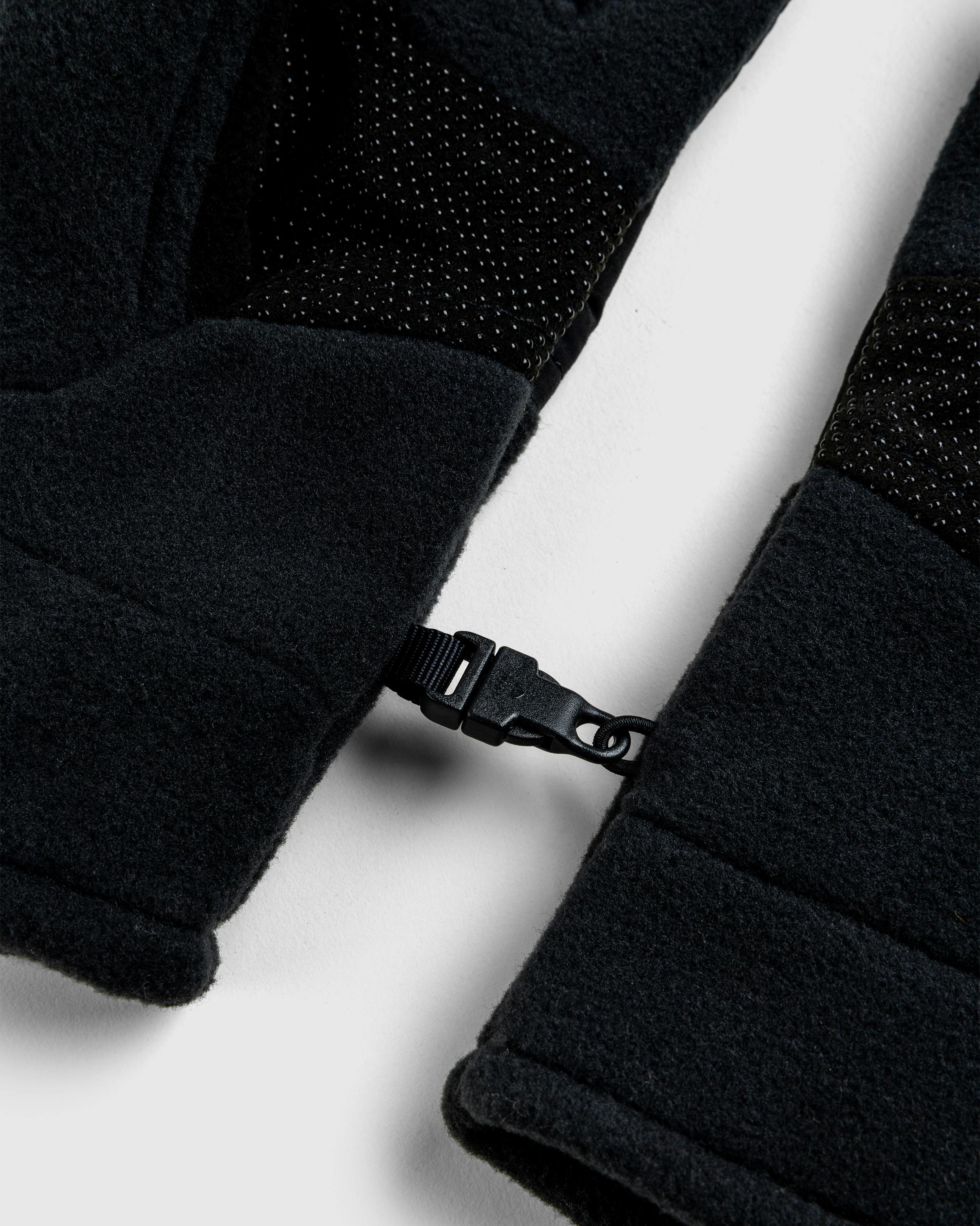 The North Face x SKIMS – Retro Denali Fleece Glove - 5 Finger - Black - Image 6