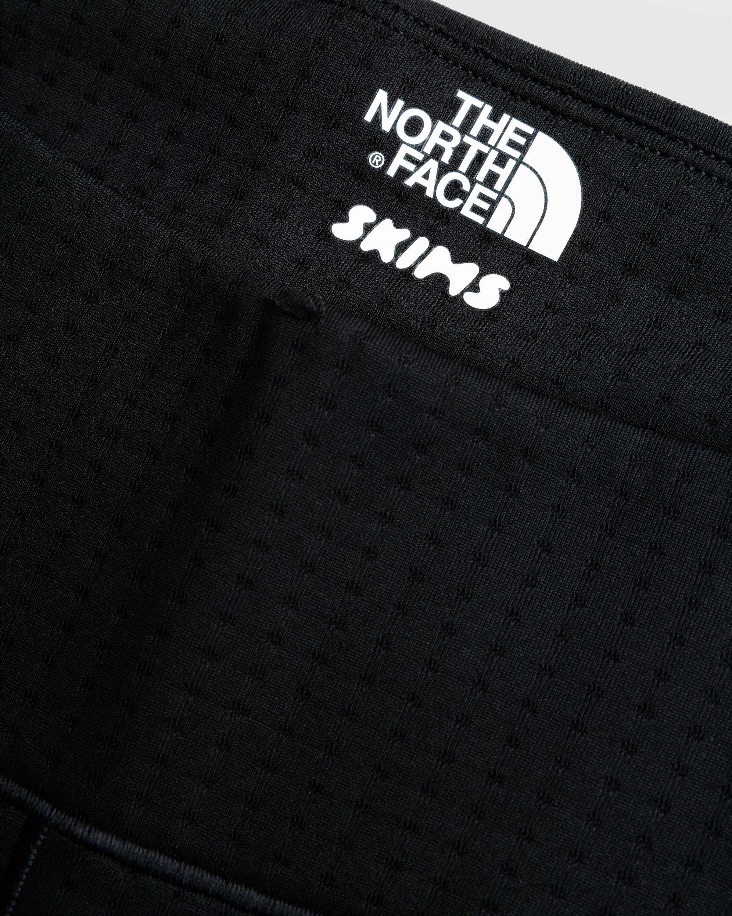 The North Face x SKIMS – W Dotknit Tight - Leggings - Black - Image 2