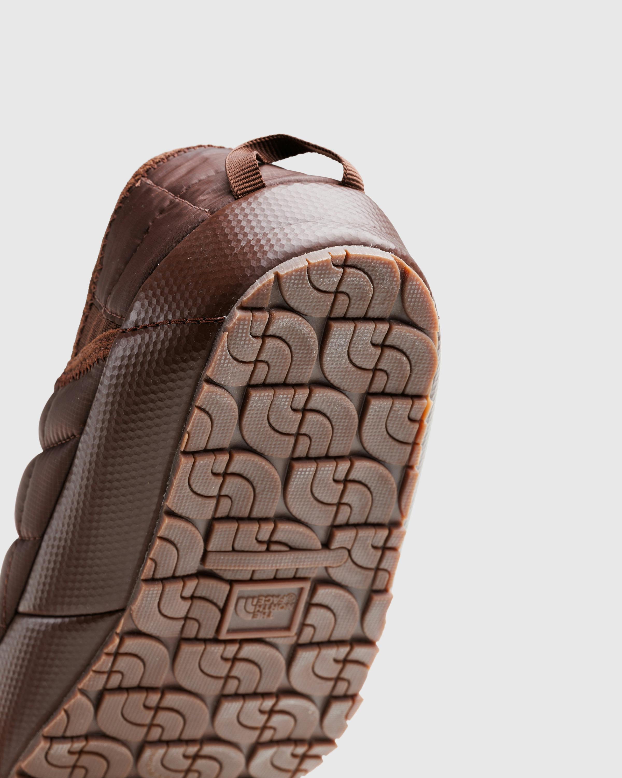 The North Face x SKIMS – ThermoBall Traction Mule V - Mules - Brown - Image 3