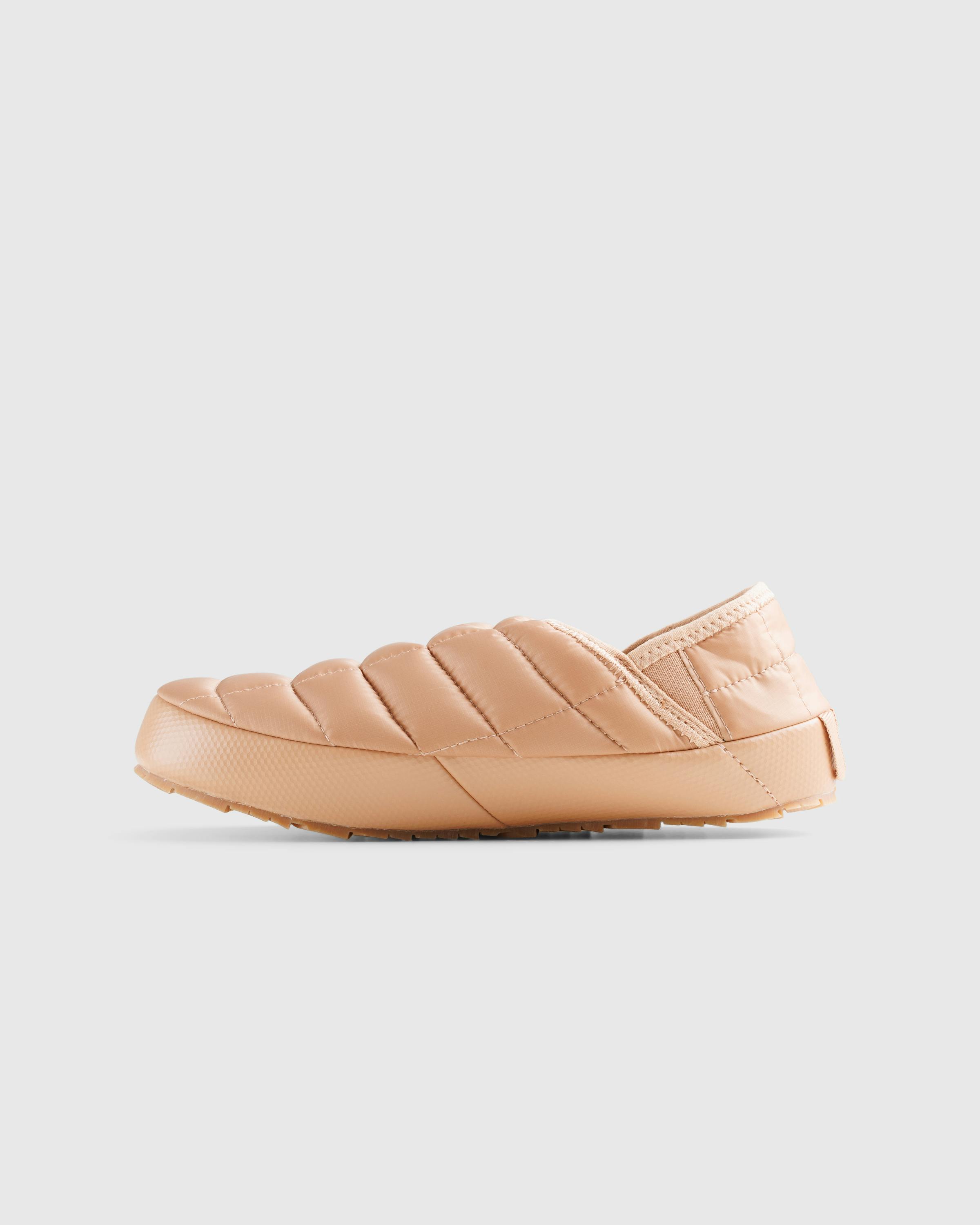 The North Face x SKIMS – ThermoBall Traction Mule V - Mules - Beige - Image 2