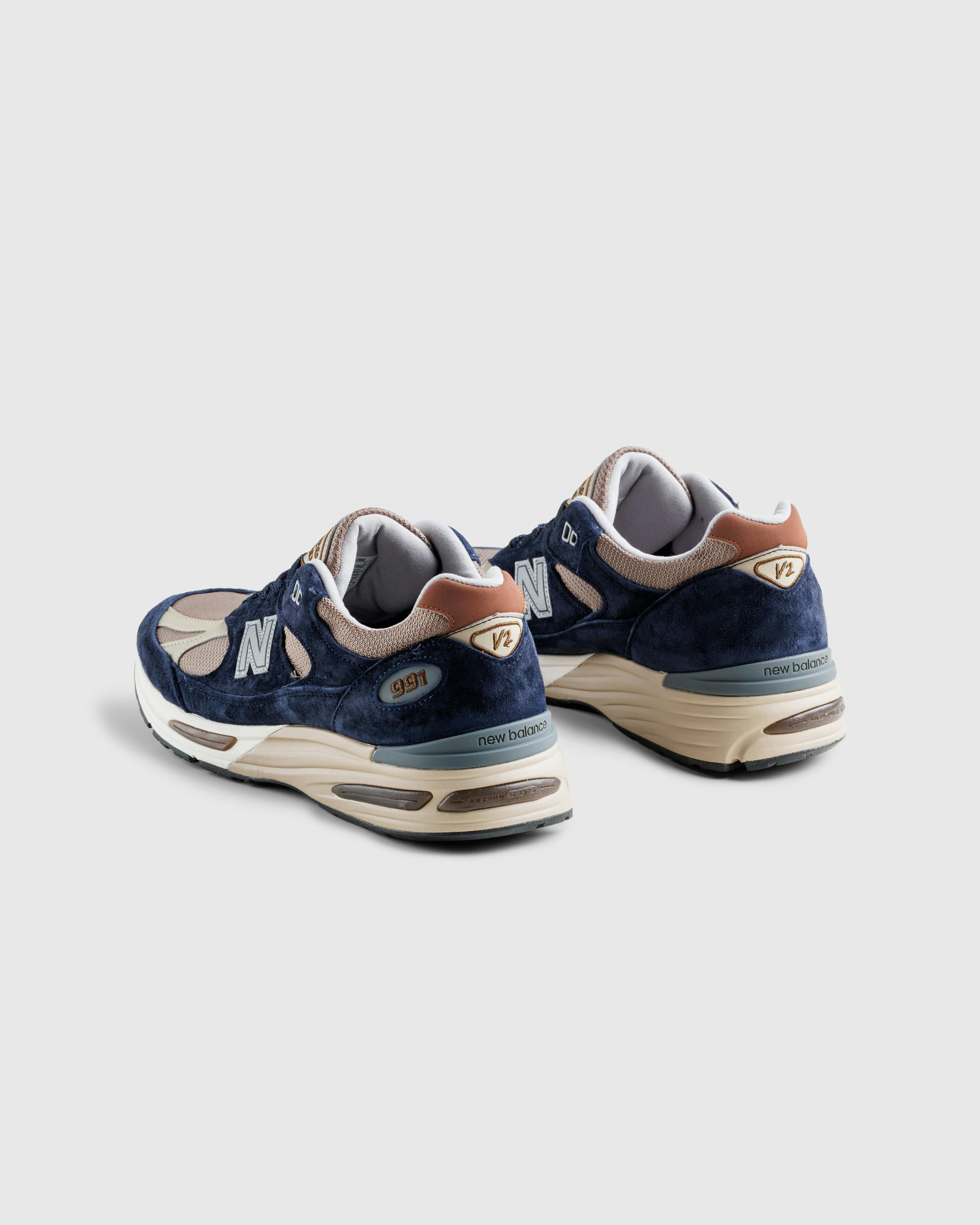 New Balance – Made in UK U991v2 DB Blue - Low Top Sneakers - Blue - Image 4