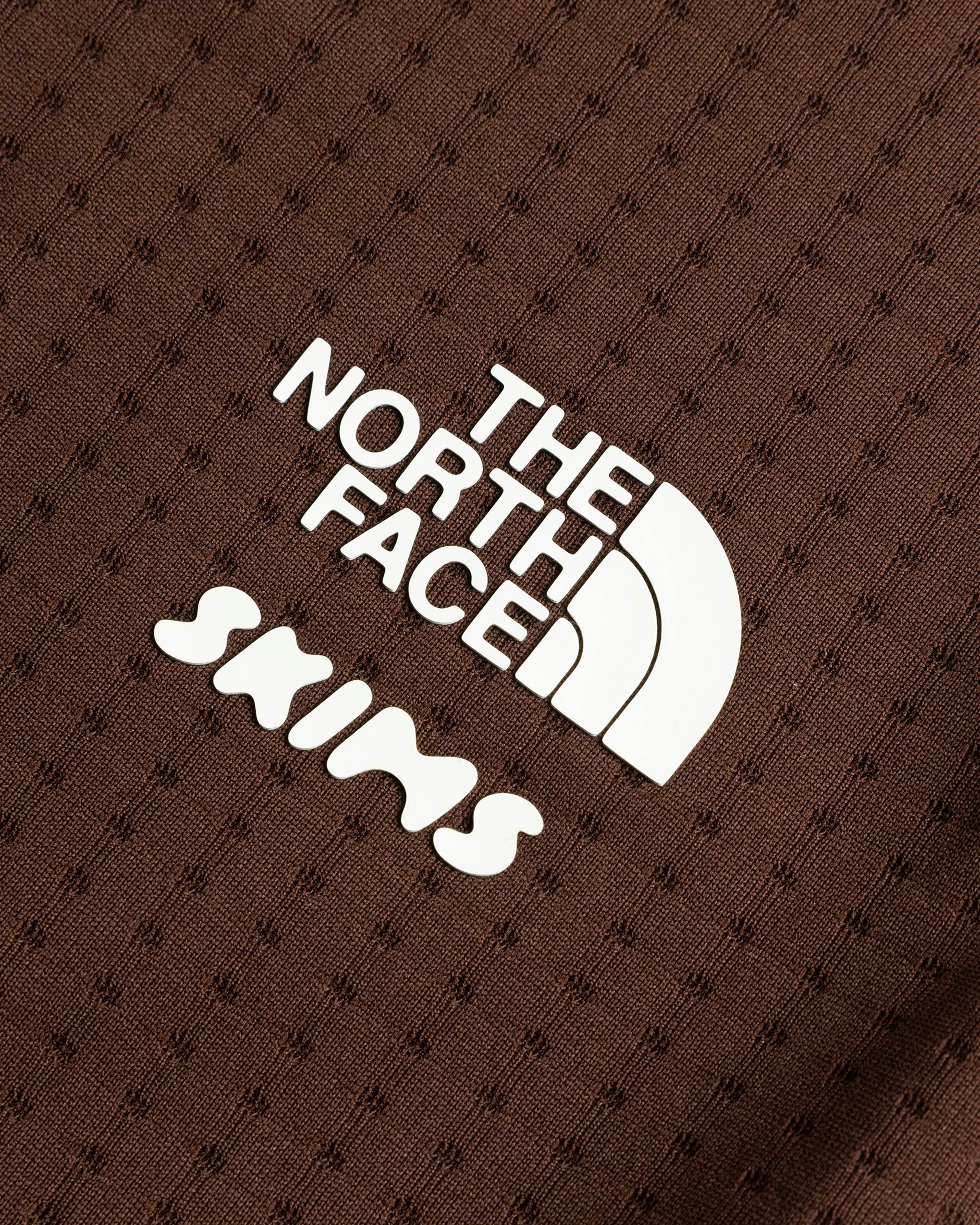 The North Face x SKIMS – W Dotknit Tight SK Cocoa - Leggings - Brown - Image 2