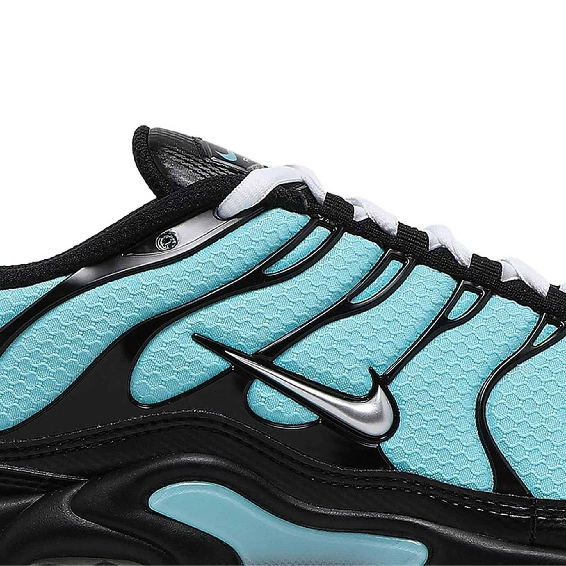 nike air max plus tiffany