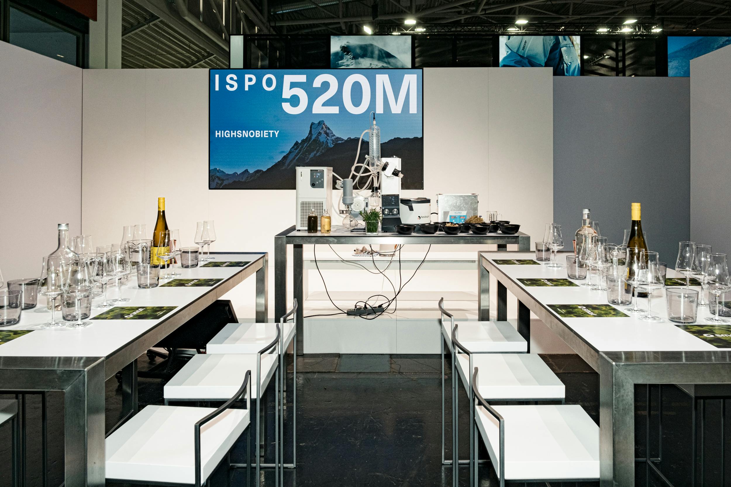 ISPO 520M booth