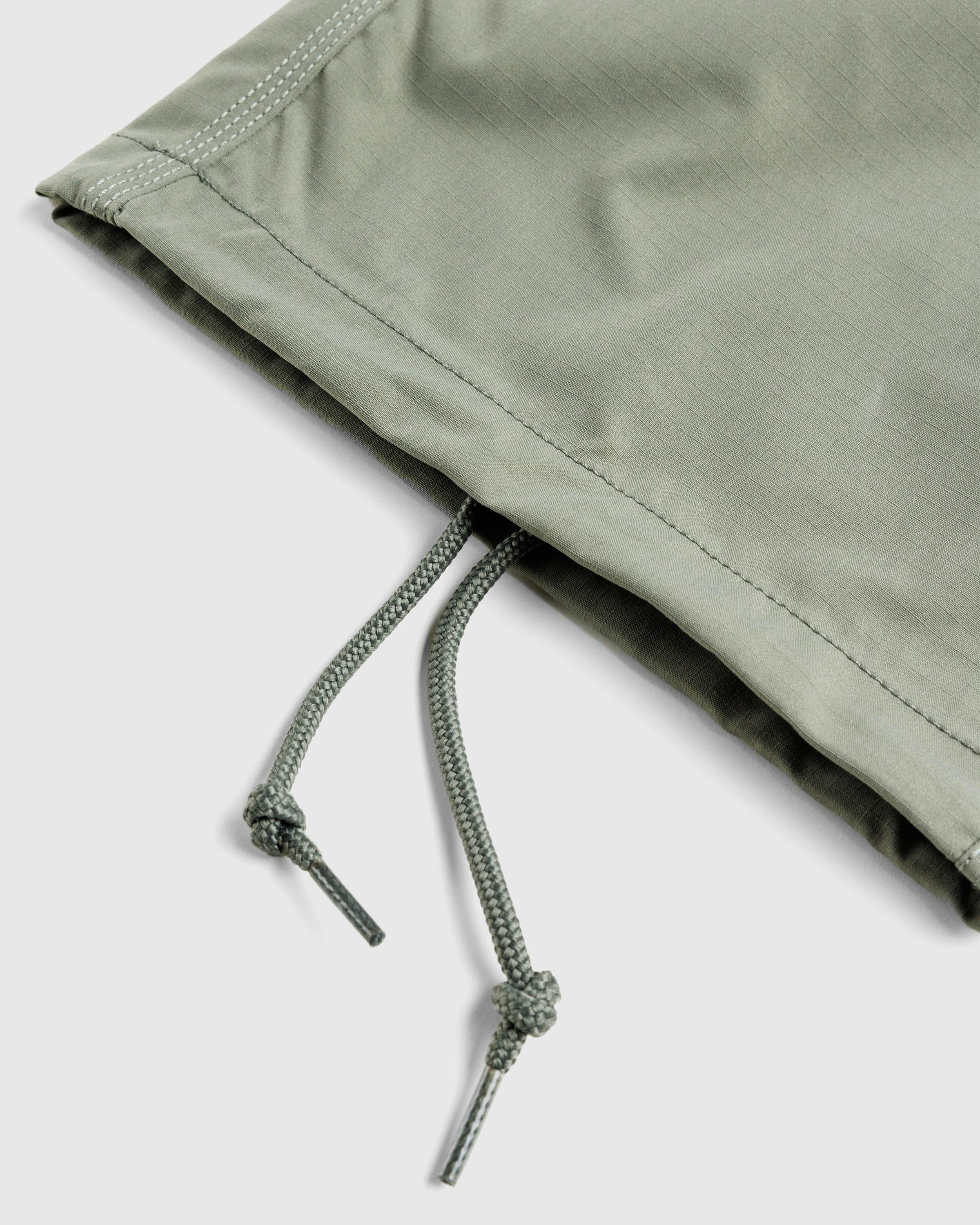 Carhartt WIP x Invincible – Cargo Pant Max - Cargo Pants - Green - Image 4