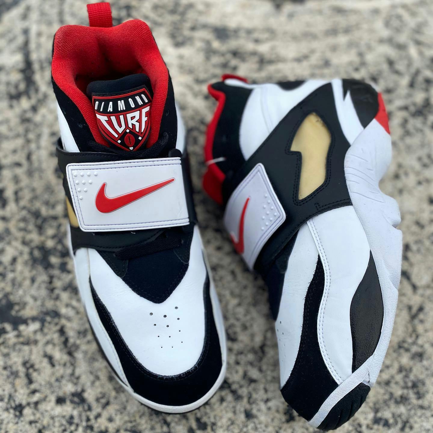 nike air diamond turf 2025