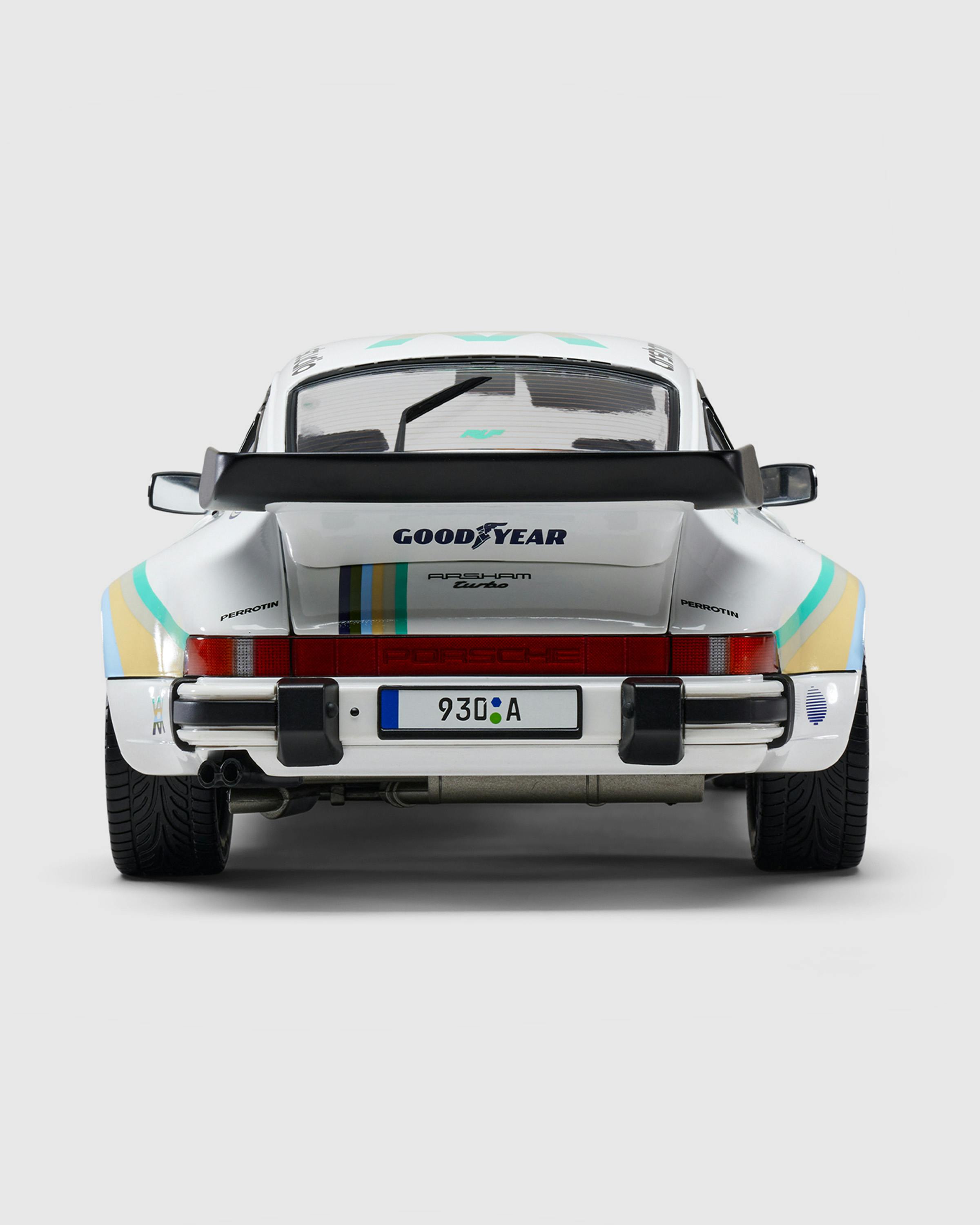 Schuco x Arsham Studio – Daniel Arsham Porsche 911 Turbo 1986 (930A) - Arts and Collectibles - White - Image 4