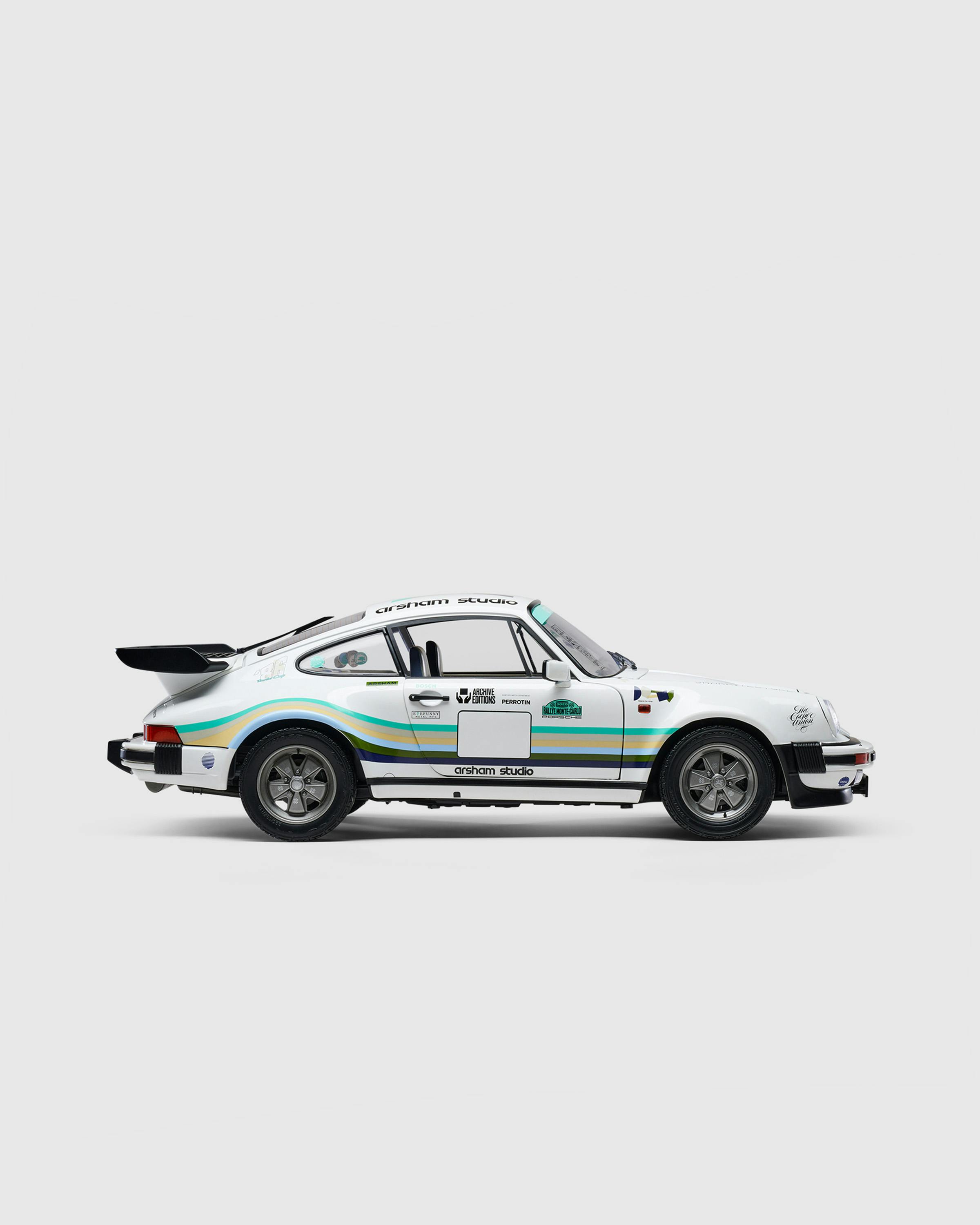 Schuco x Arsham Studio – Daniel Arsham Porsche 911 Turbo 1986 (930A) - Arts and Collectibles - White - Image 1