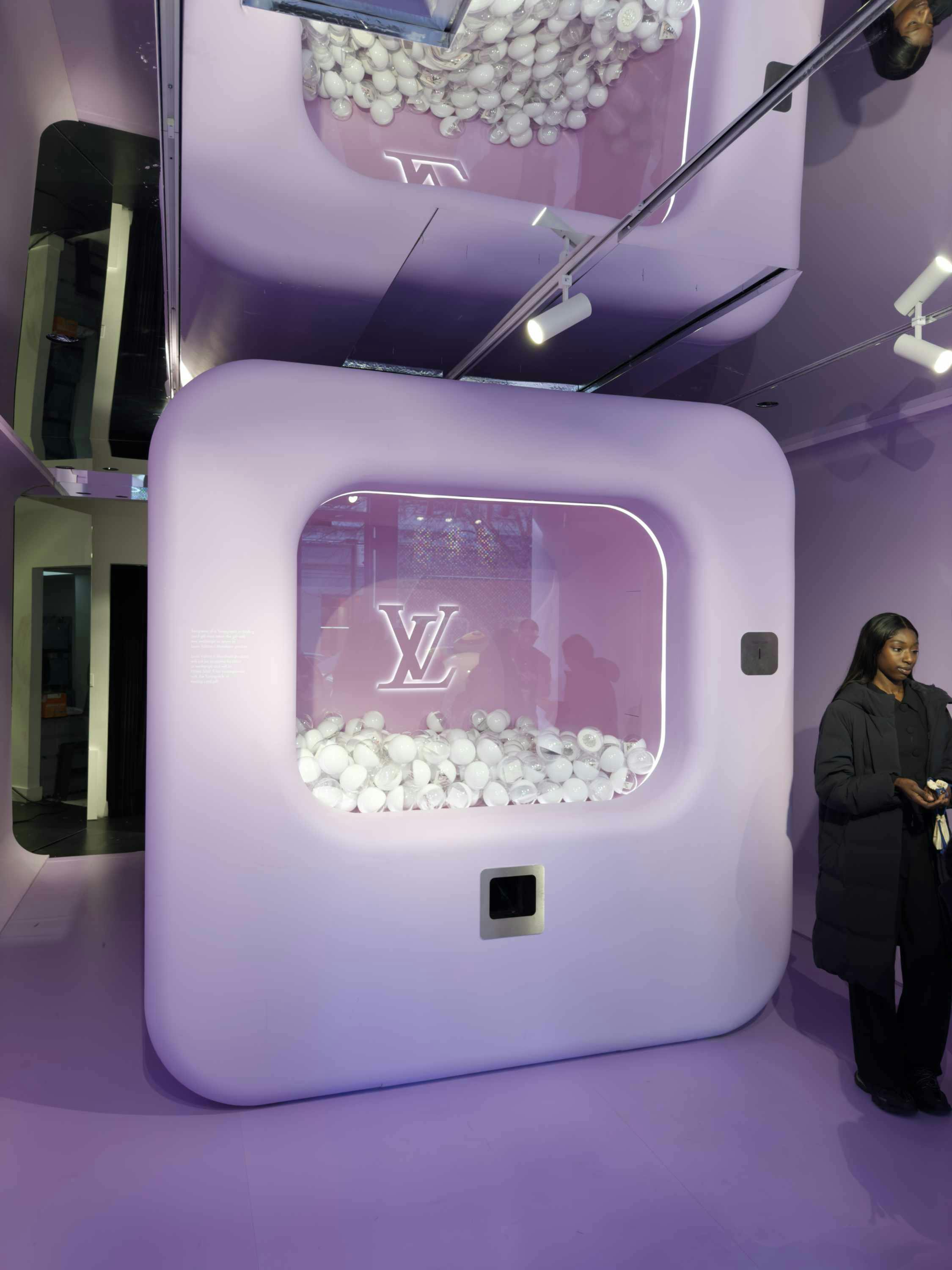 takashi murakami louis vuitton nyc popup shop